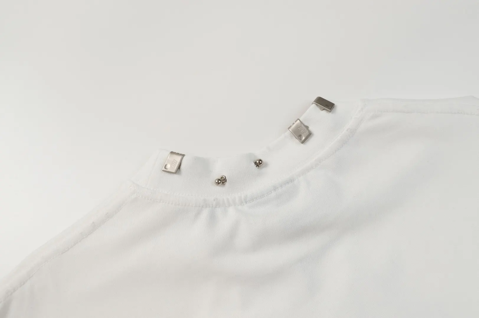 Pierced Oversized Cotton T-Shirt D11518642 — view 5