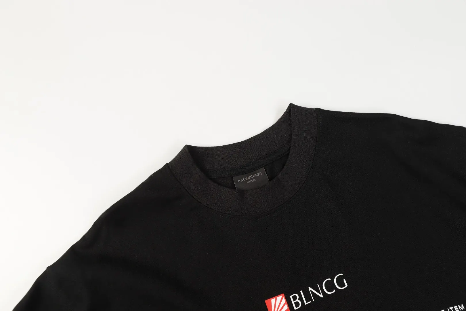 Multi-Logo Graphic Print Oversized T-Shirt D11518656 — view 3