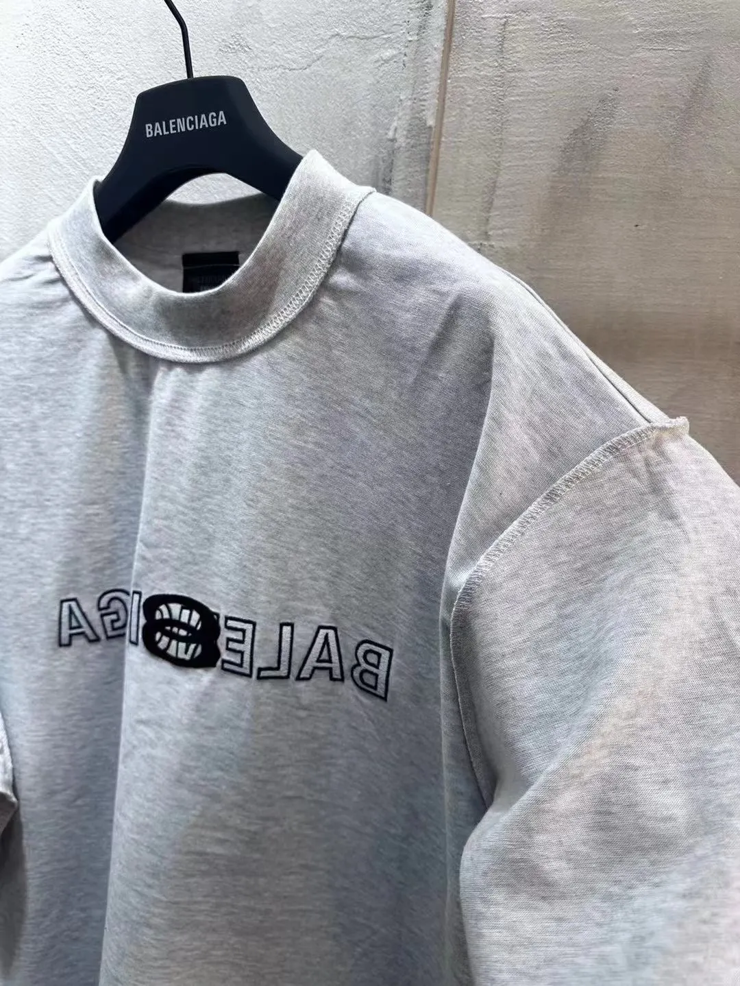 Inside-Out Embroidered Logo T-Shirt D11518654 — view 7