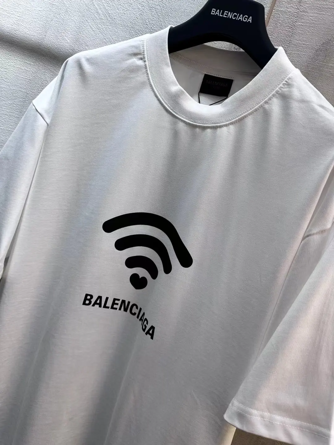 Wifi Heart Logo Oversized T-Shirt D11518649 — view 5