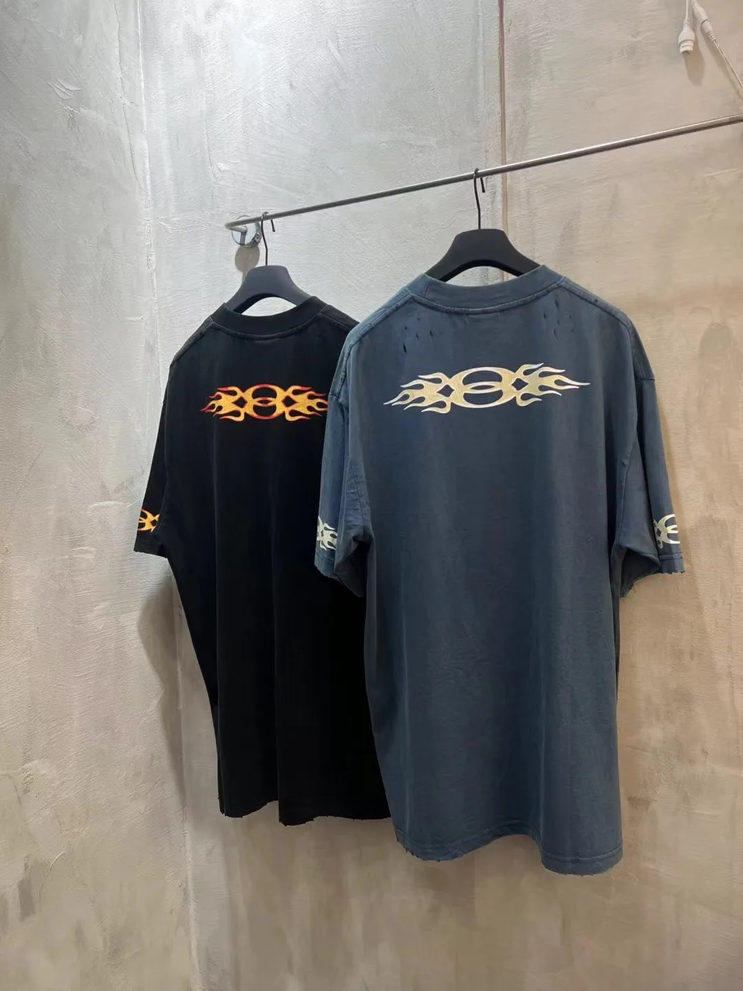 Flame Graphic Oversized Cotton T-Shirt D11518655 — view 8
