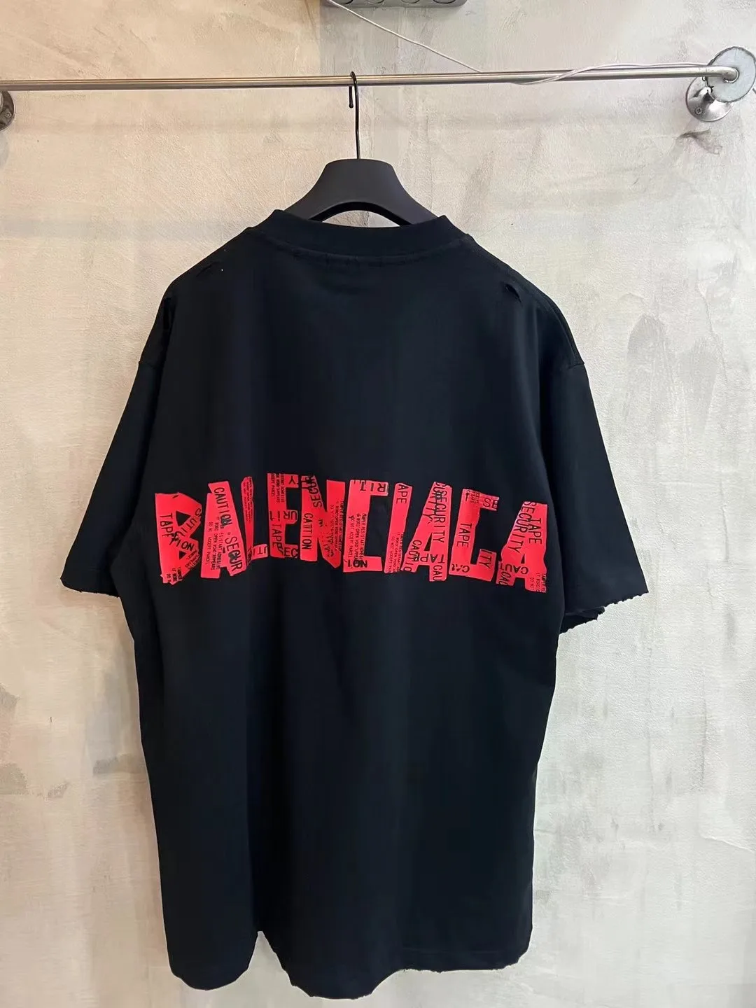 Distressed Tape-Effect Oversized T-Shirt D8520577 — view 2