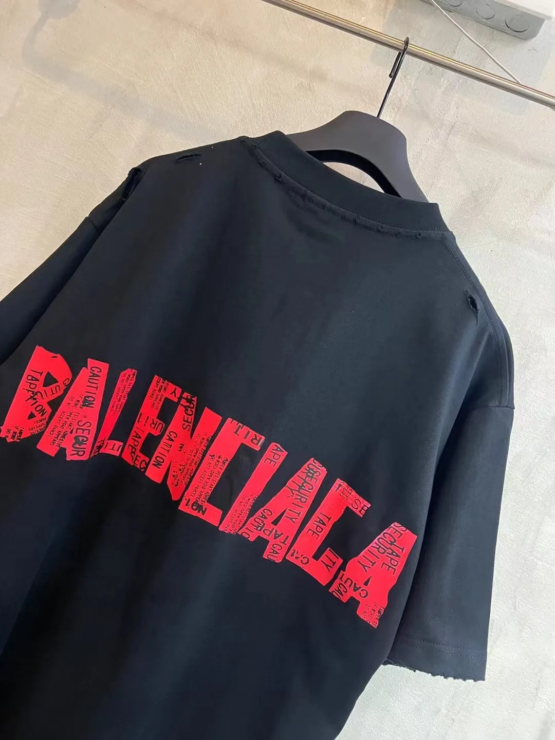 Distressed Tape-Effect Oversized T-Shirt D8520577 — view 6