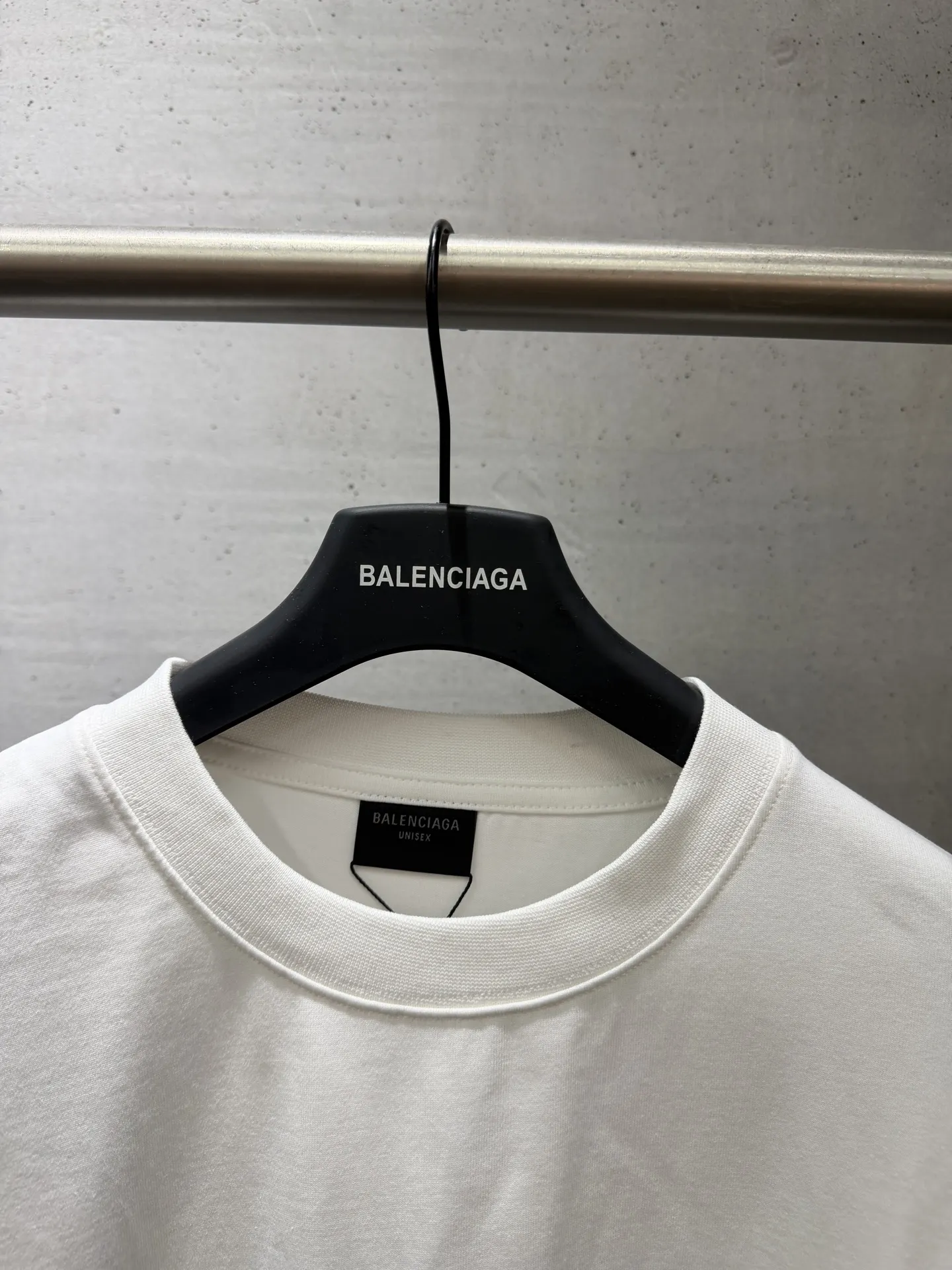 Melting Logo Oversized T-Shirt D15518615 — view 3