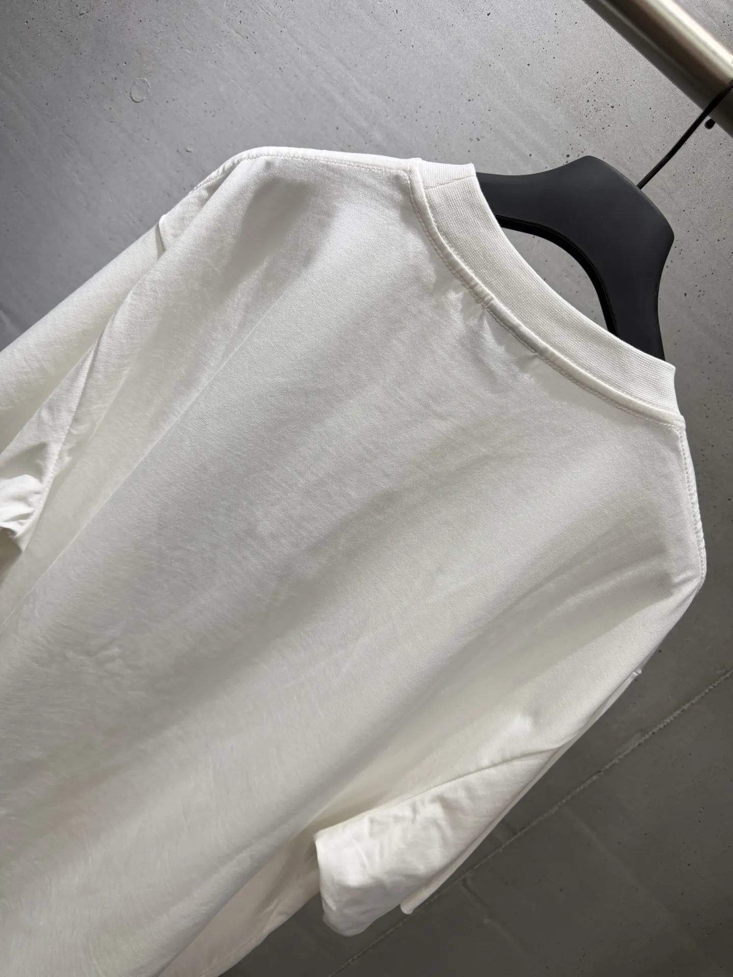 Melting Logo Oversized T-Shirt D15518615 — view 7
