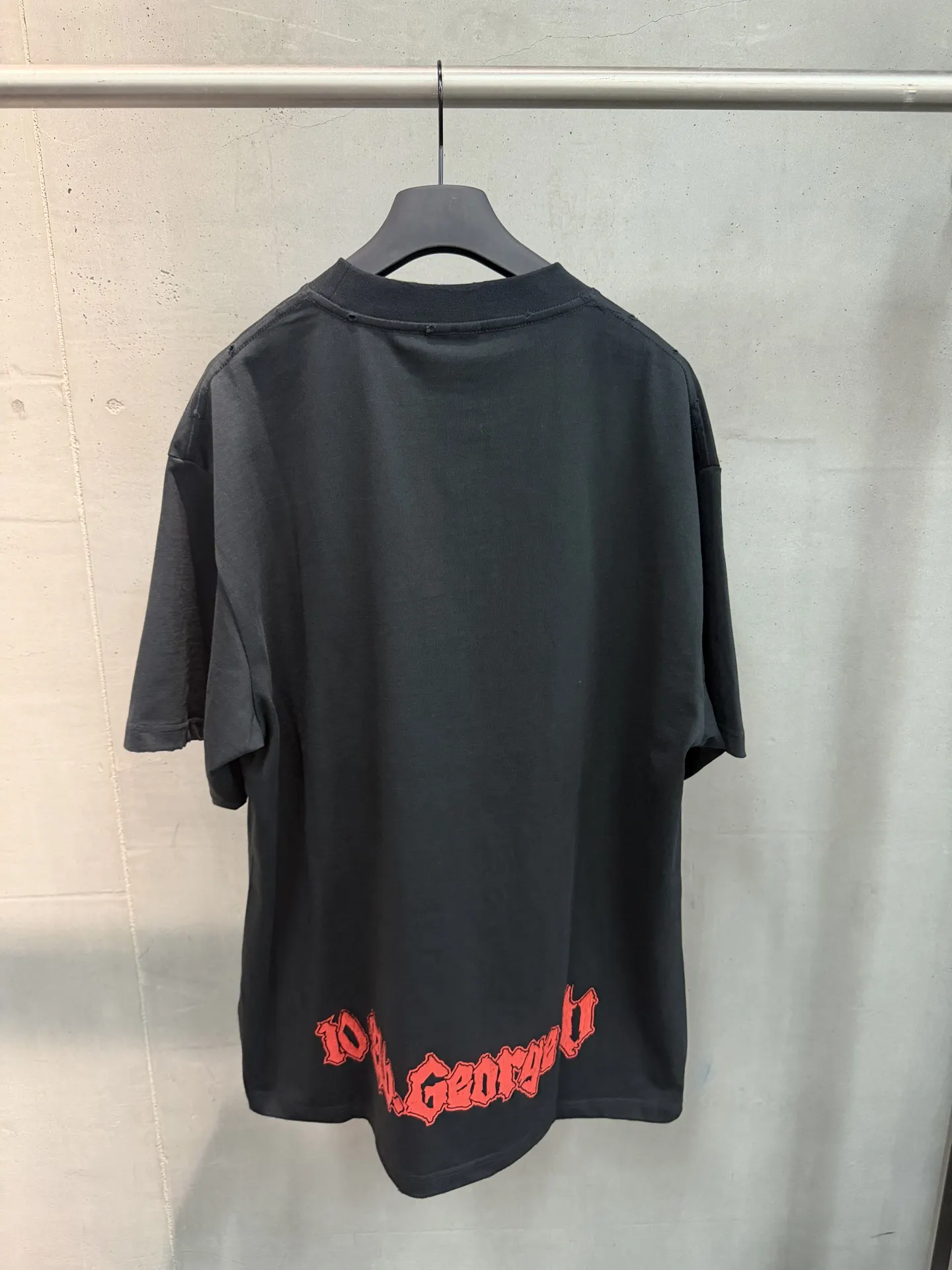 Couture Theater Graphic Print T-Shirt D15518765 — view 2