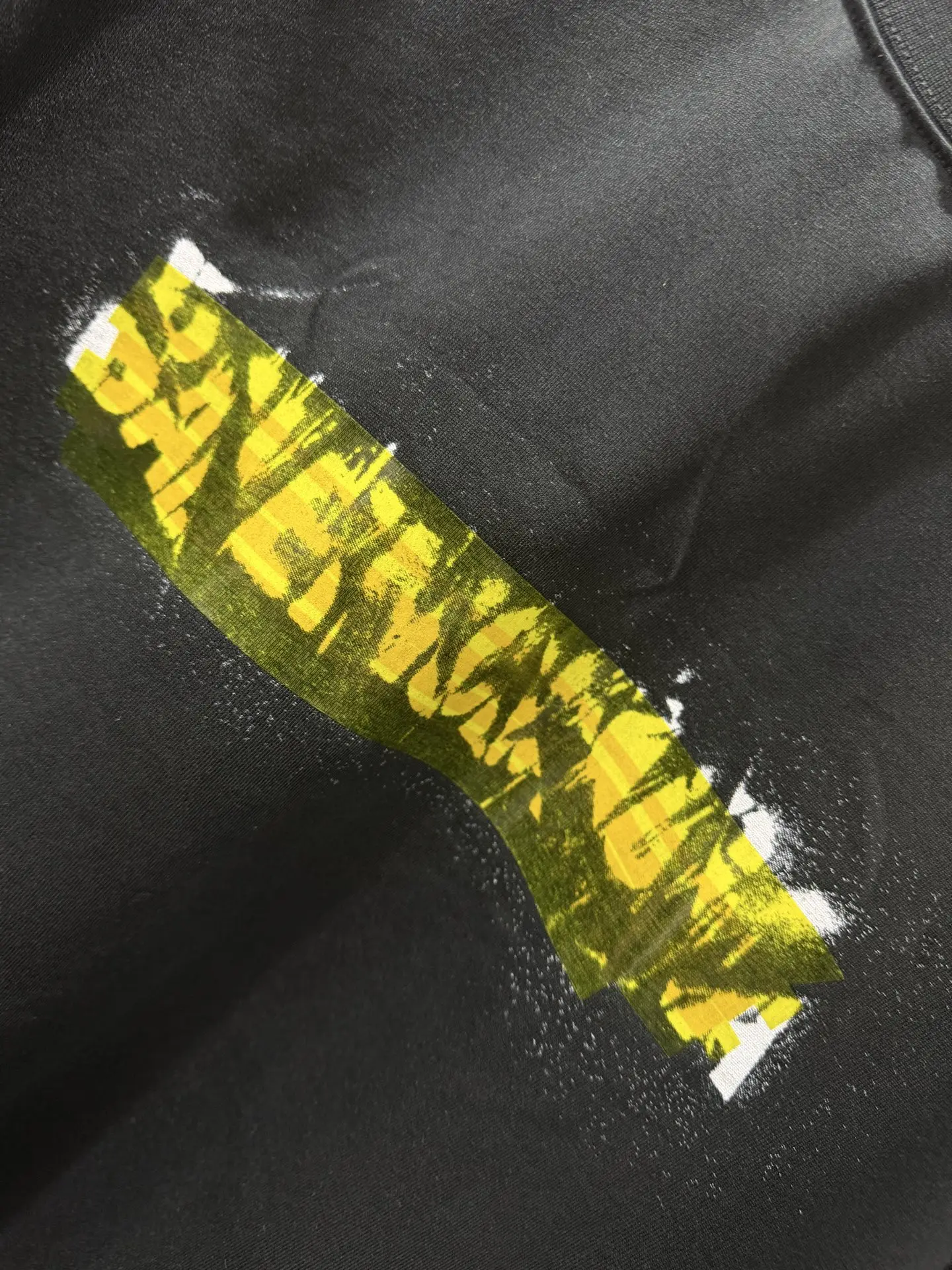 Gaffer Tape Graffiti Logo T-Shirt D15518768 — view 4