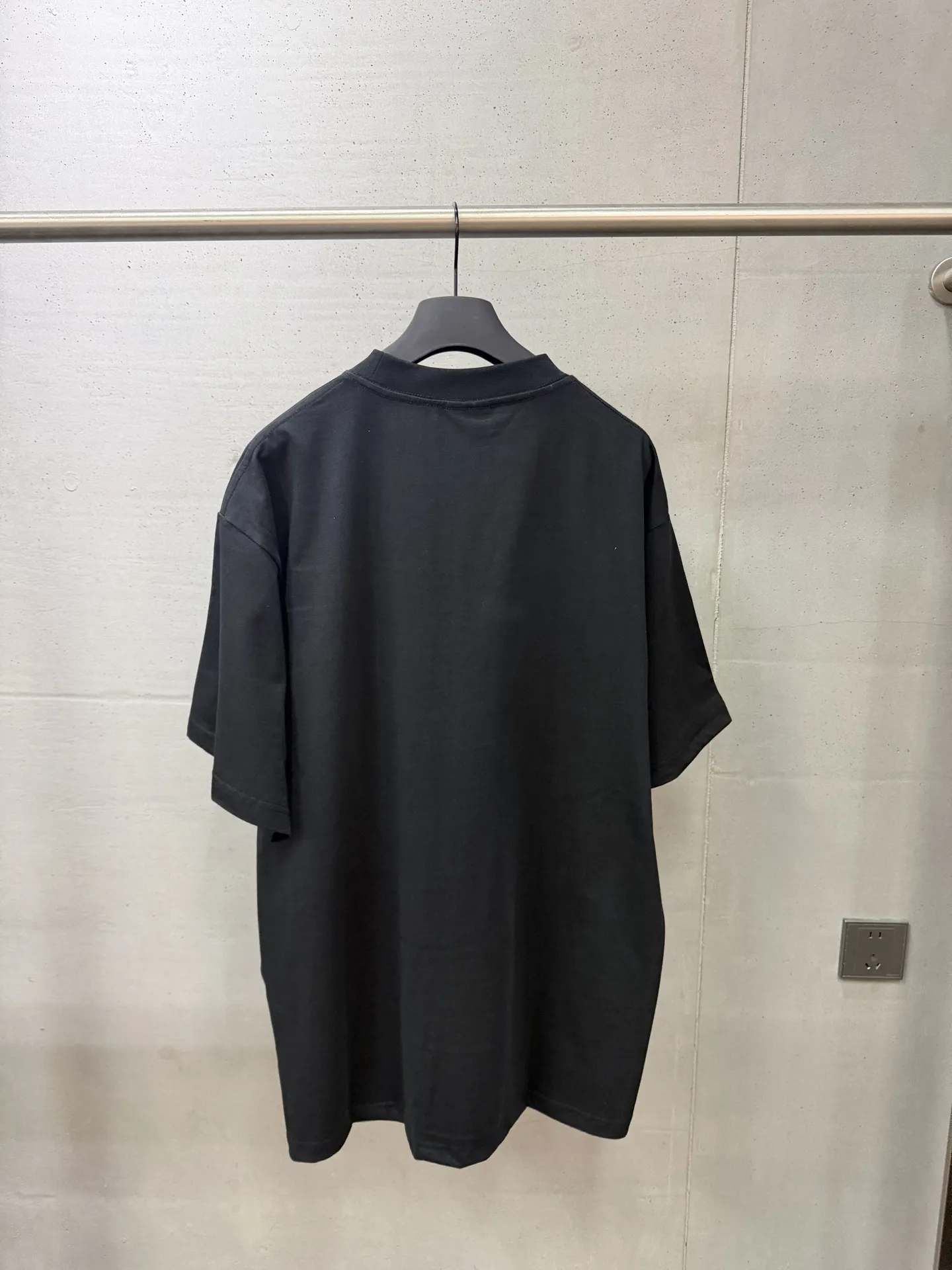 Balenciaga Graphic Print Oversized T-Shirt D15518720 — view 2