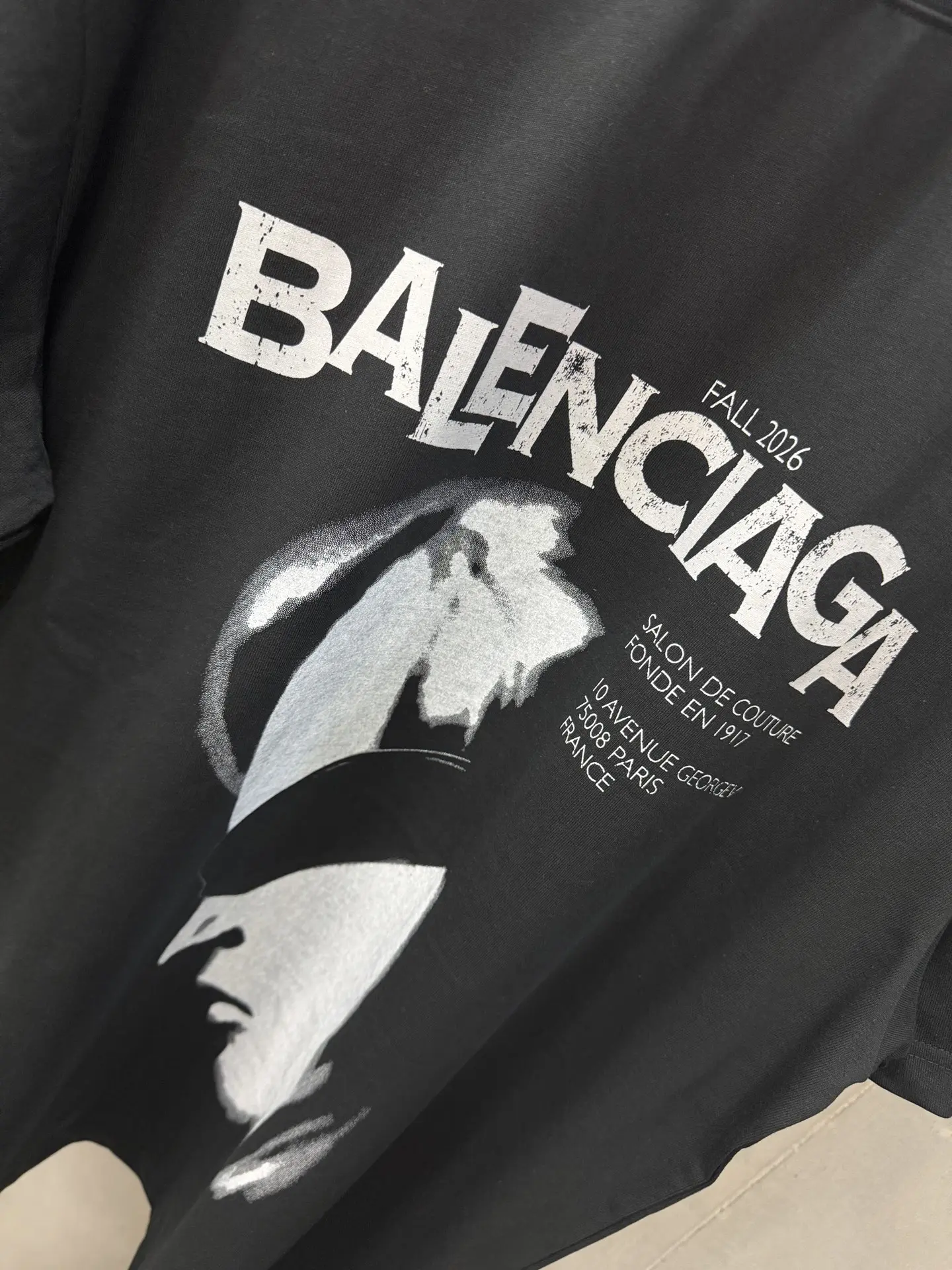 Balenciaga Graphic Print Oversized T-Shirt D15518720 — view 5
