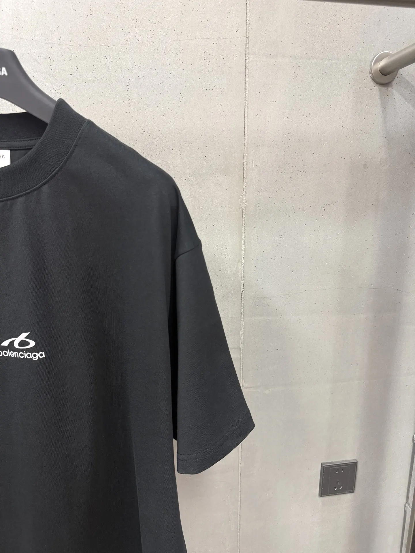 Reflective Micro Logo Oversized T-Shirt D14518672 — view 5