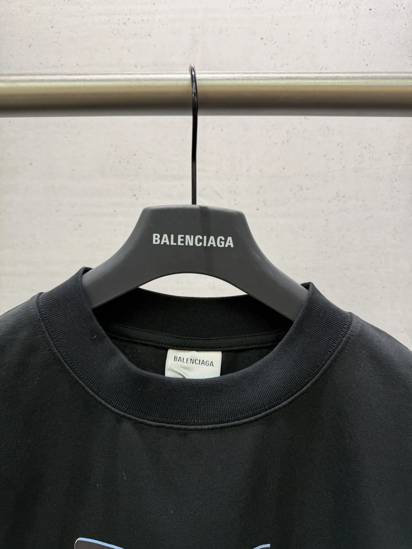 Multi-Logo Tape Graphic T-Shirt D15518667 — view 3
