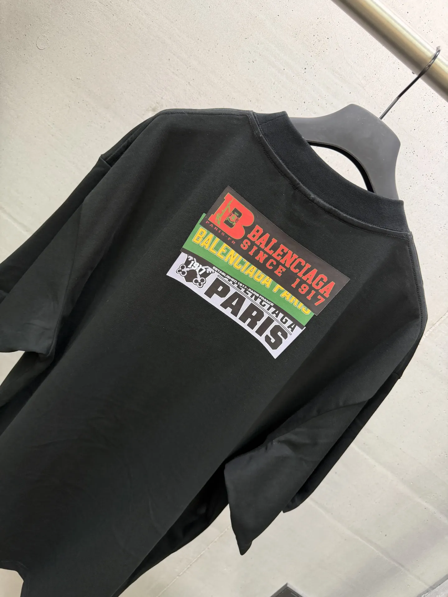 Multi-Logo Tape Graphic T-Shirt D15518667 — view 7