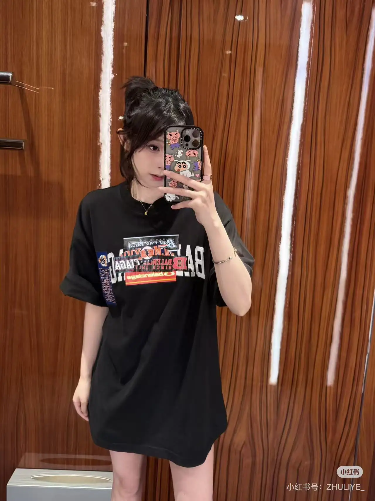 Passport Sticker Graphic Oversized T-Shirt D15518666 — view 7
