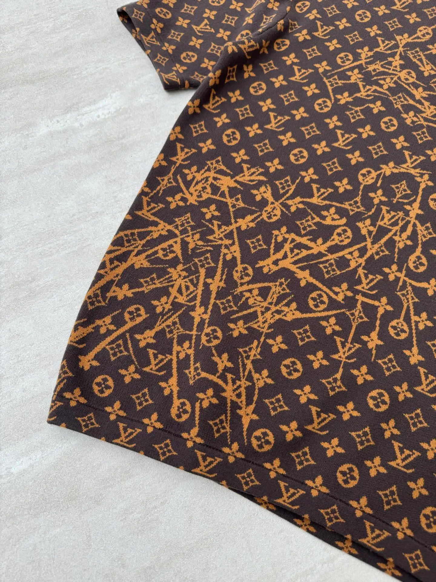 Monogram Jacquard Distressed Knit T-Shirt D28019852 — view 7