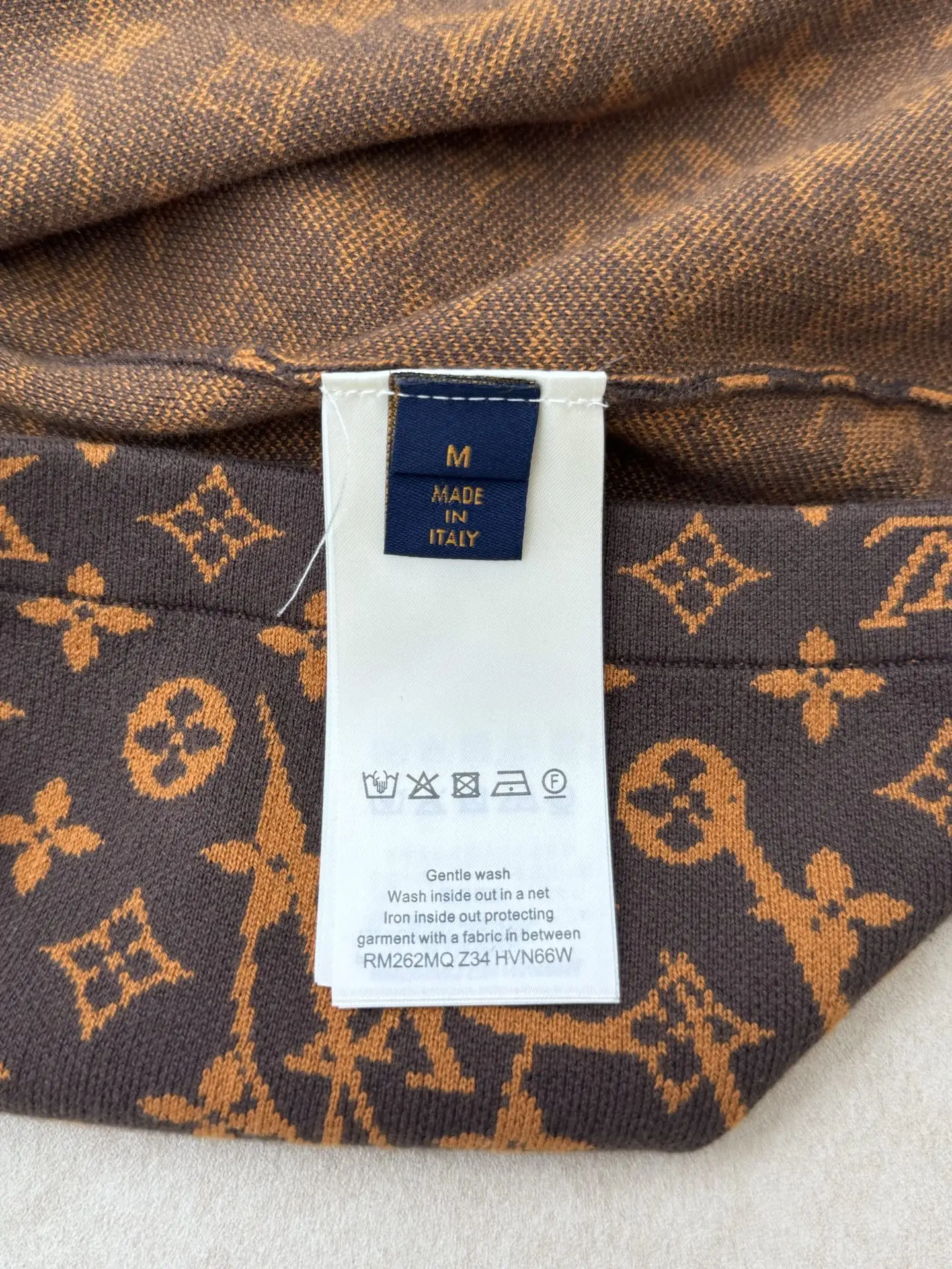 Monogram Jacquard Distressed Knit T-Shirt D28019852 — view 10