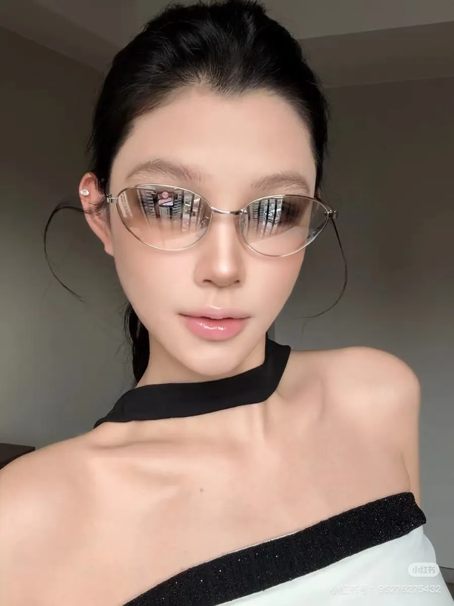 Fashionable Square-Frame Sunglasses D20018541 — view 3