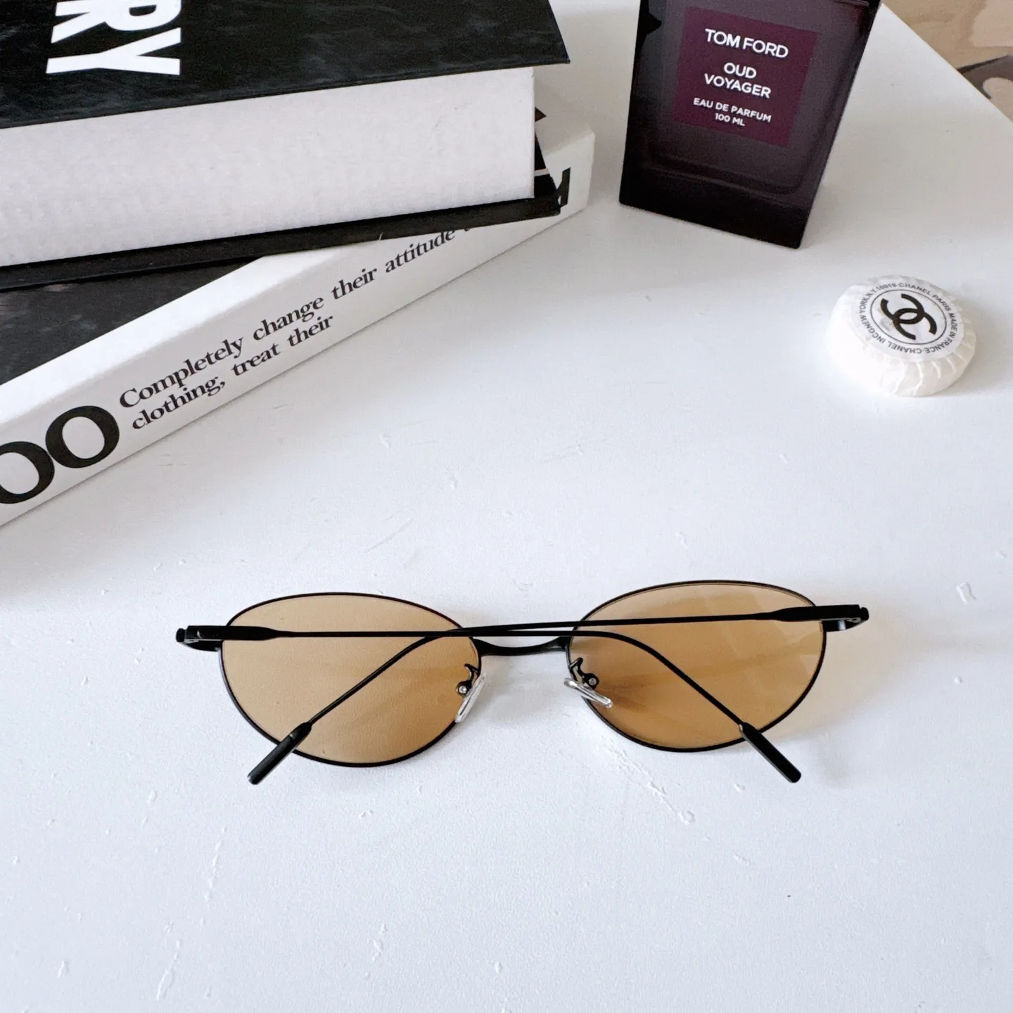 Oval-Frame Metal Sunglasses D20018539 — view 3