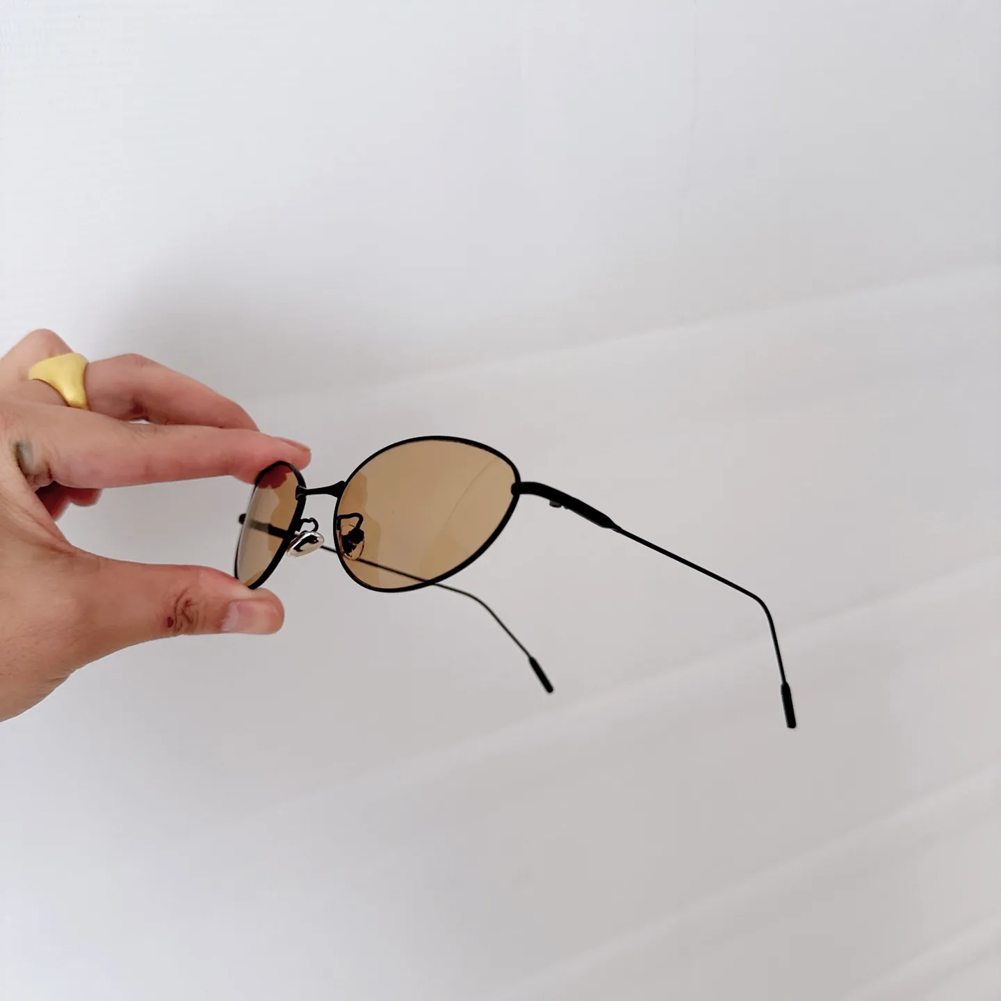 Oval-Frame Metal Sunglasses D20018539 — view 5