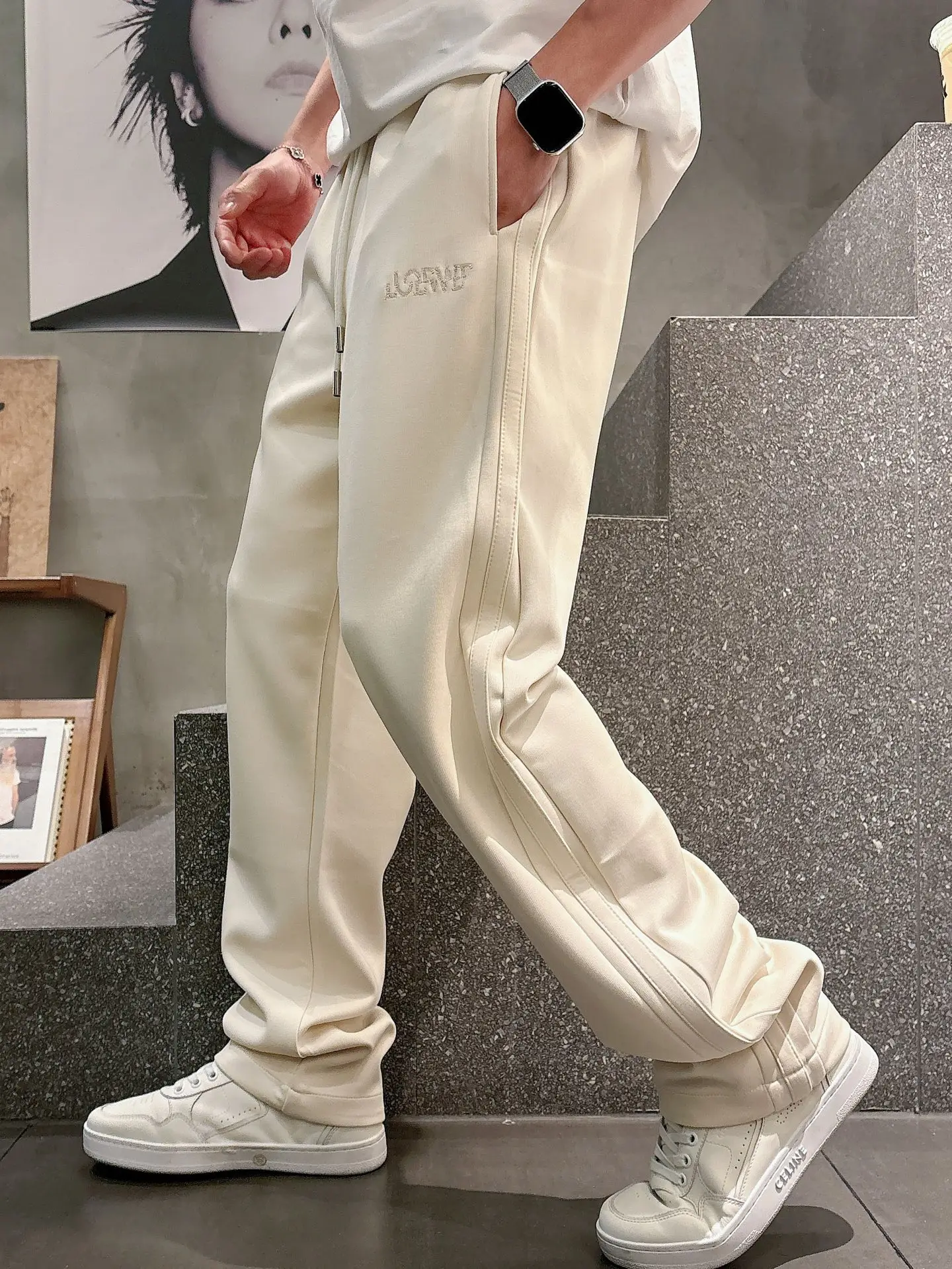 Embroidered Logo Straight-Leg Sweatpants D23014246 — view 7