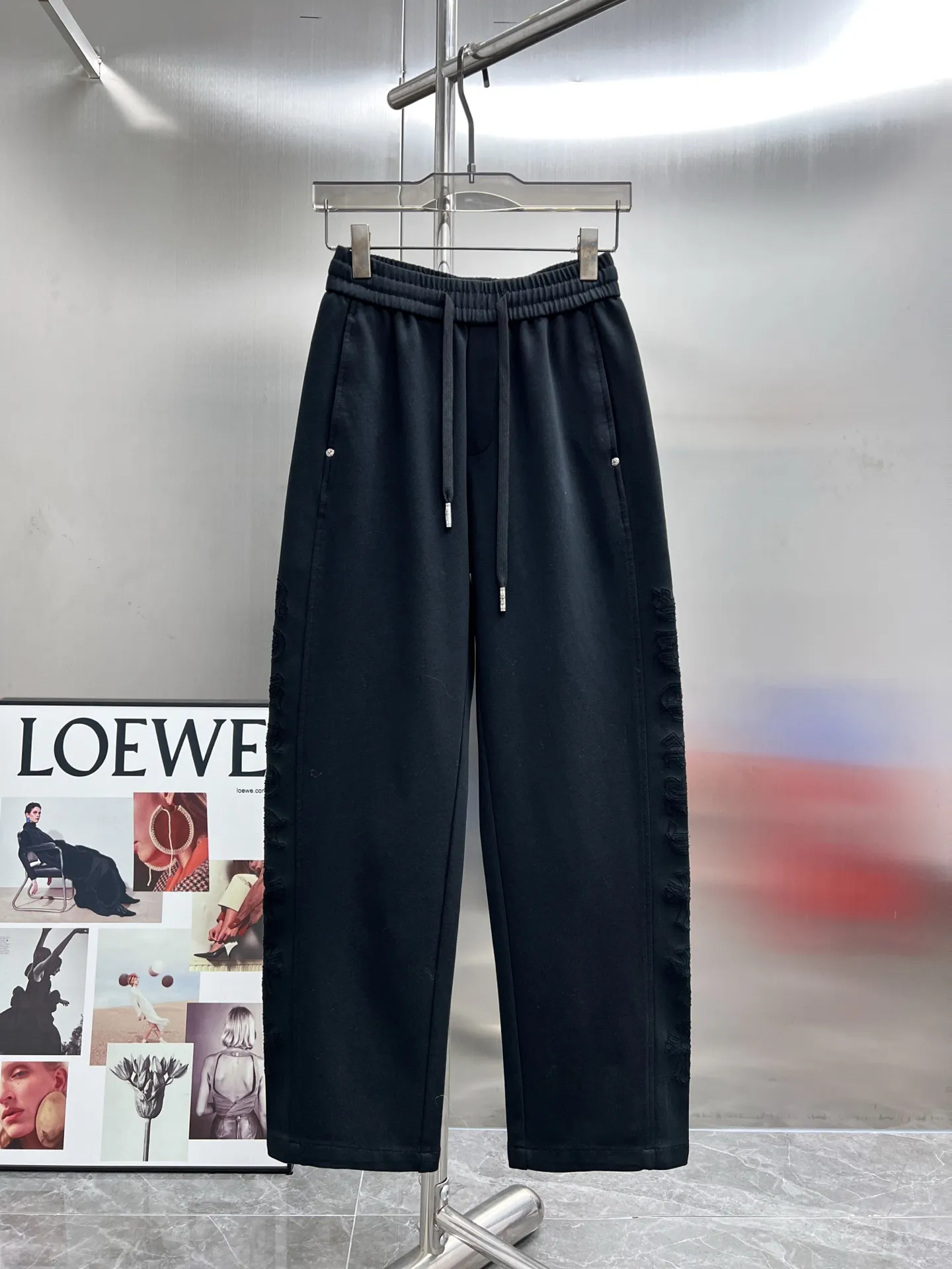 Chrome Hearts Logo Embroidered Sweatpants D23014237