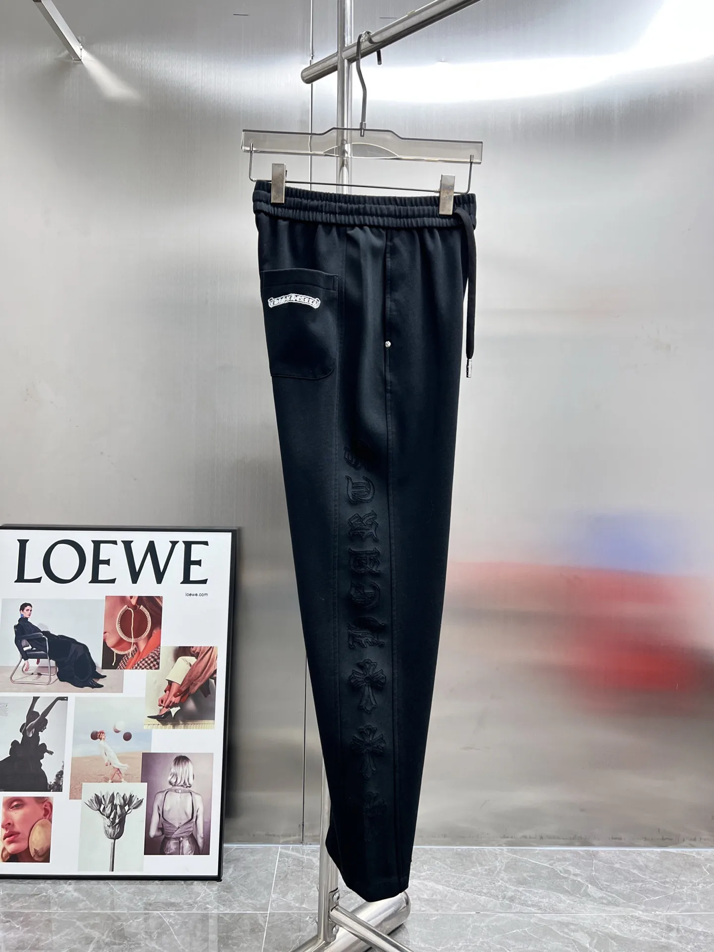 Chrome Hearts Logo Embroidered Sweatpants D23014237 — view 3