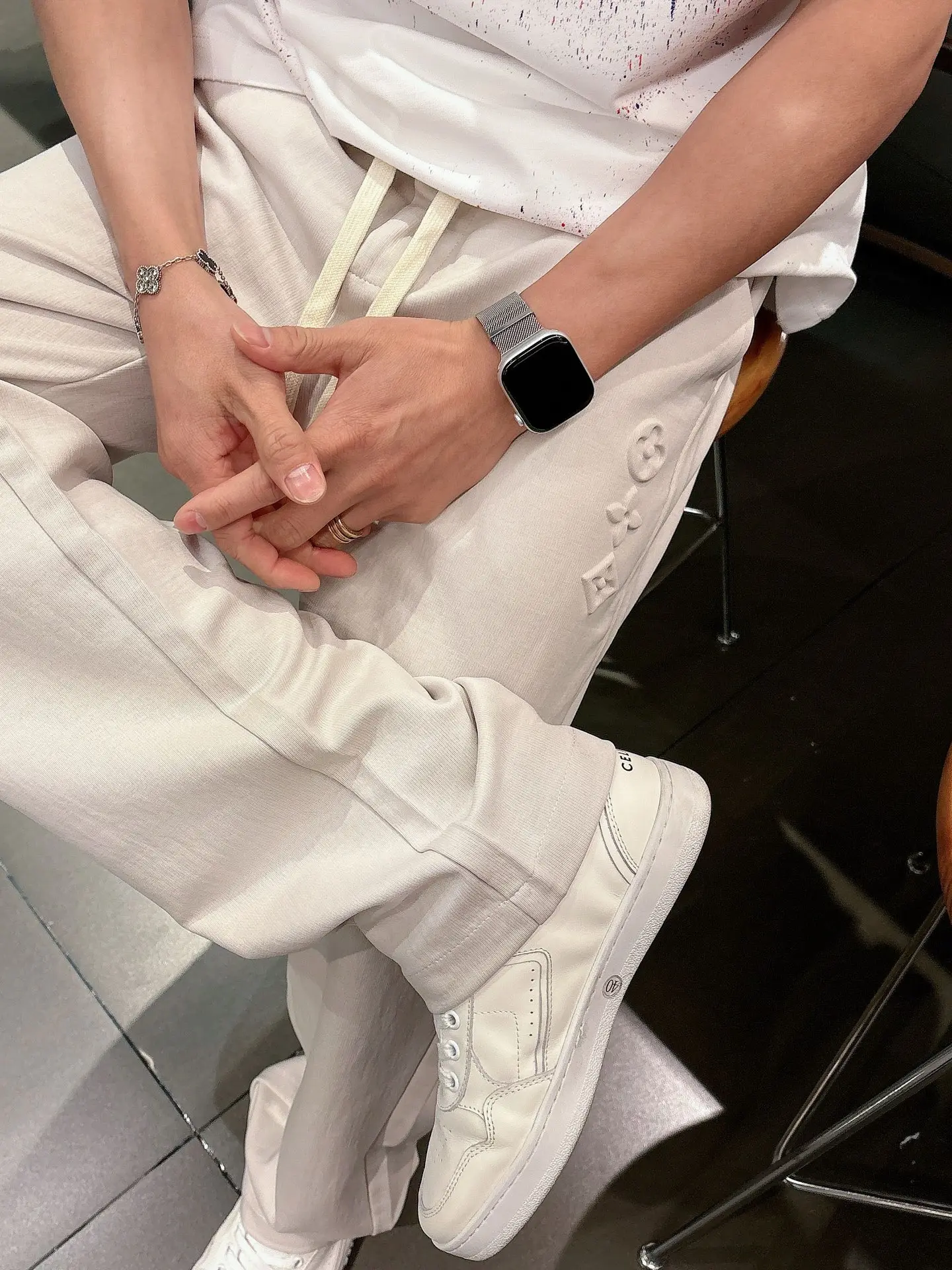 Embossed Logo Straight-Leg Sweatpants D22514248 — view 8