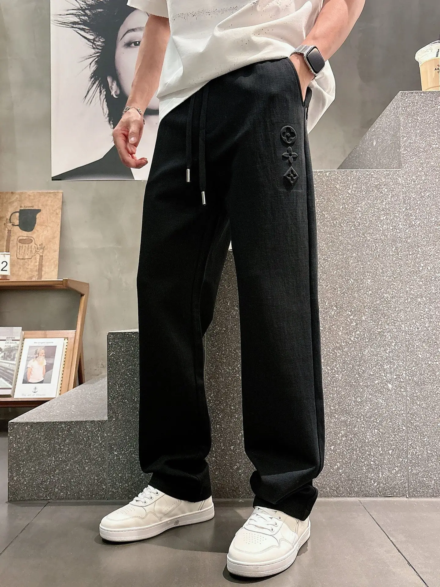 Logo-Embossed Straight-Leg Drawstring Trousers D22514247 — view 3