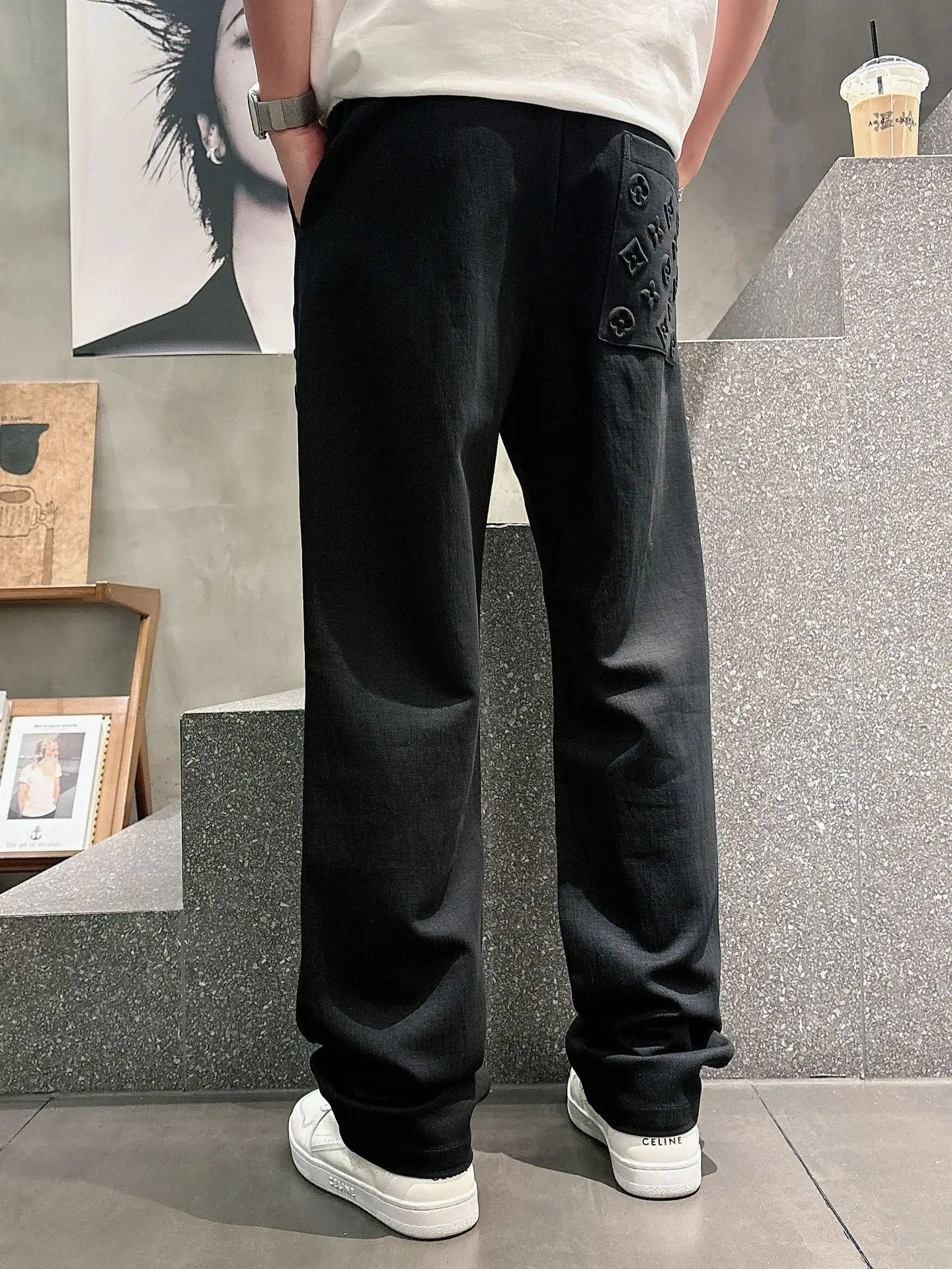 Logo-Embossed Straight-Leg Drawstring Trousers D22514247 — view 6