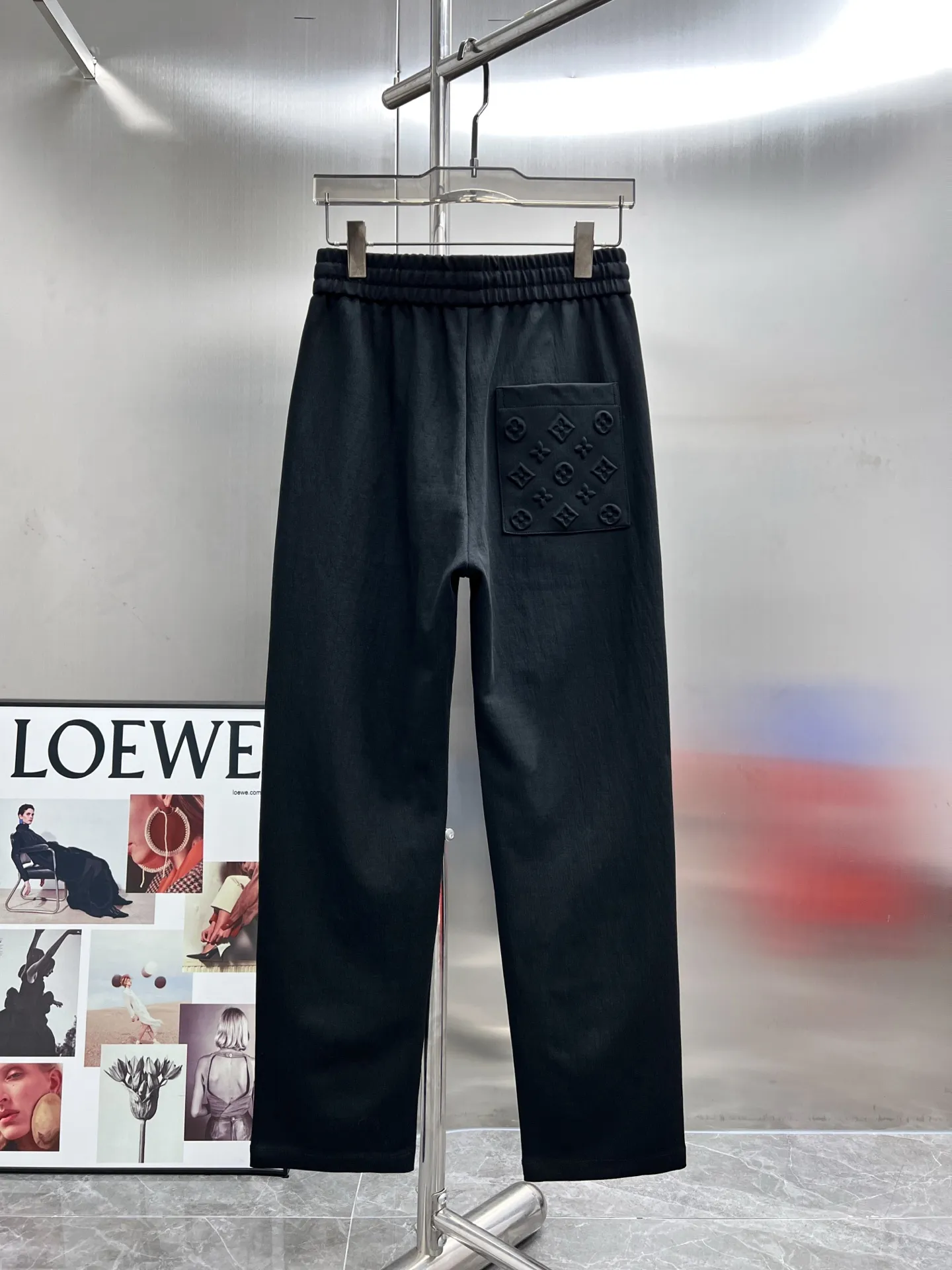 Embossed Logo Drawstring Trousers D22514239 — view 2