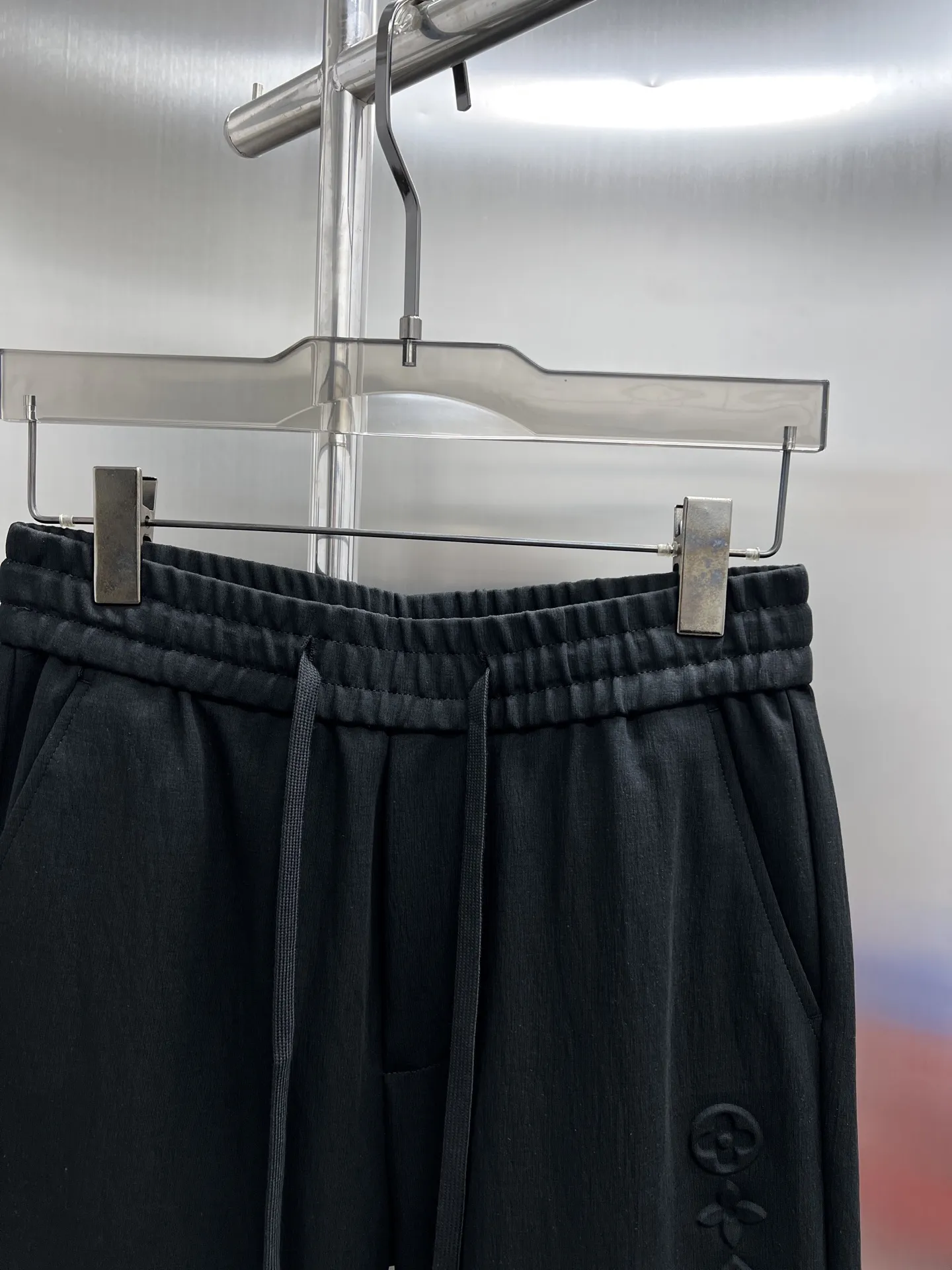 Embossed Logo Drawstring Trousers D22514239 — view 3