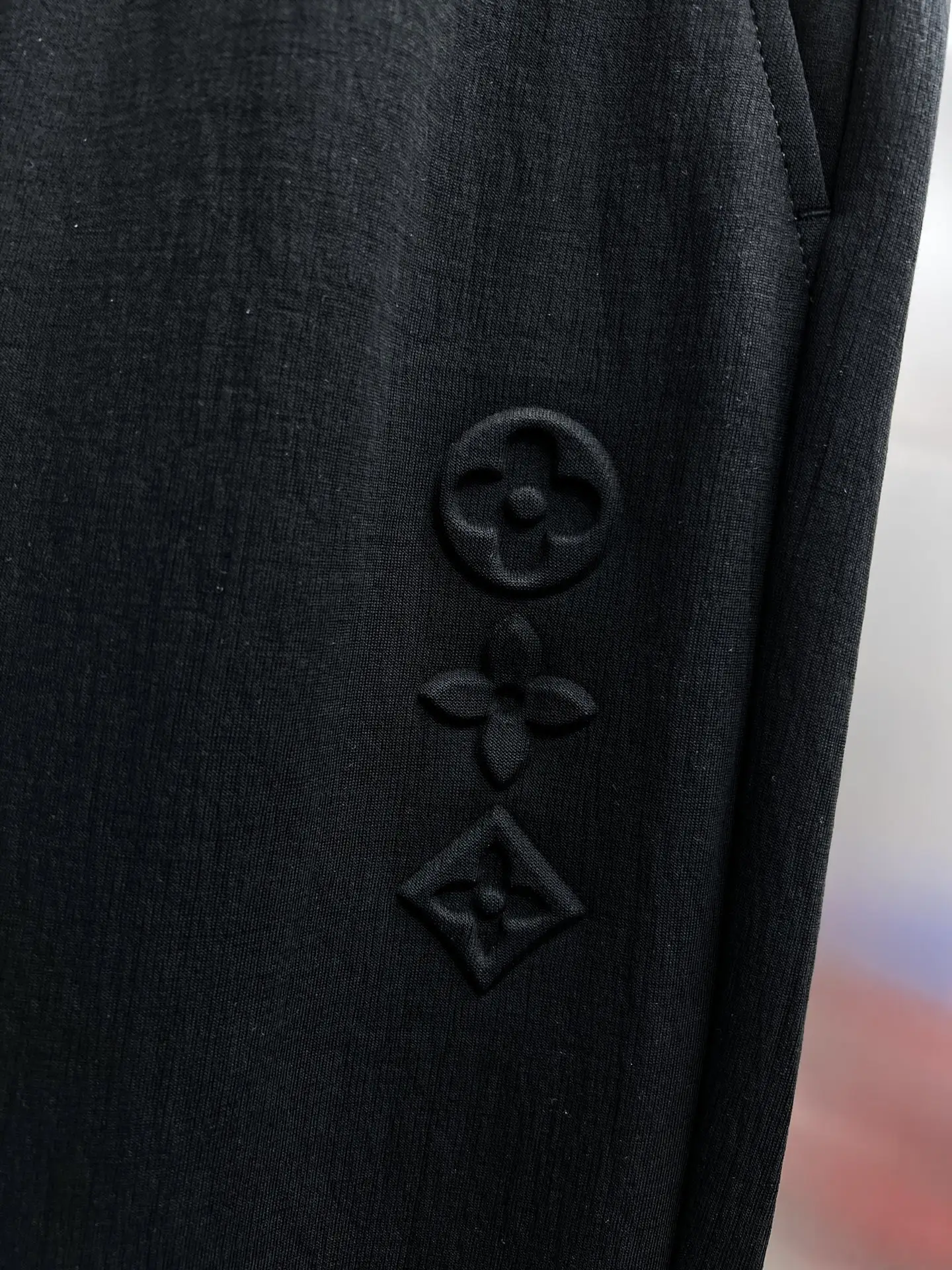 Embossed Logo Drawstring Trousers D22514239 — view 4