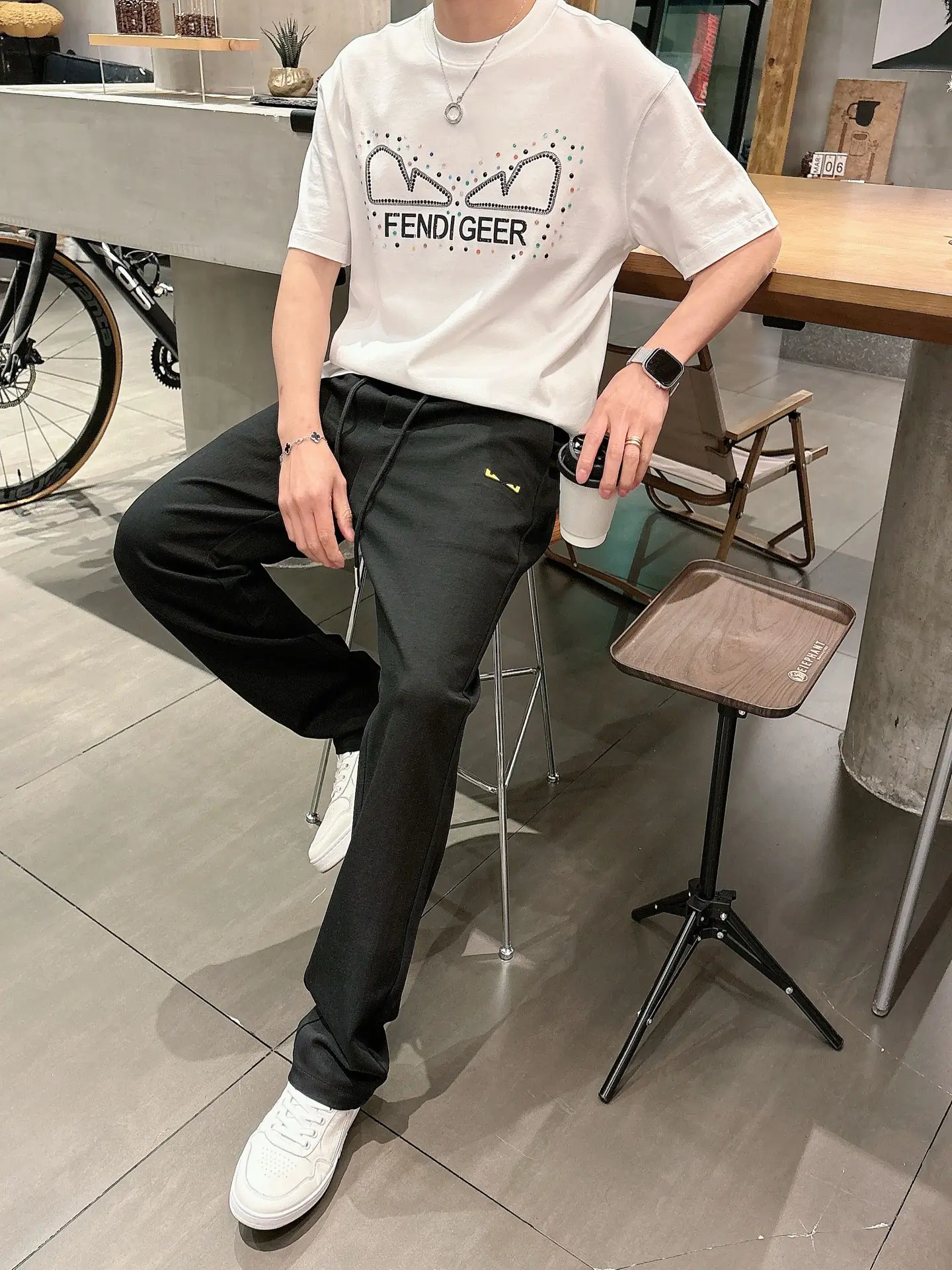 Fendi Logo-Embroidered Drawstring Sweatpants D22512939 — view 9