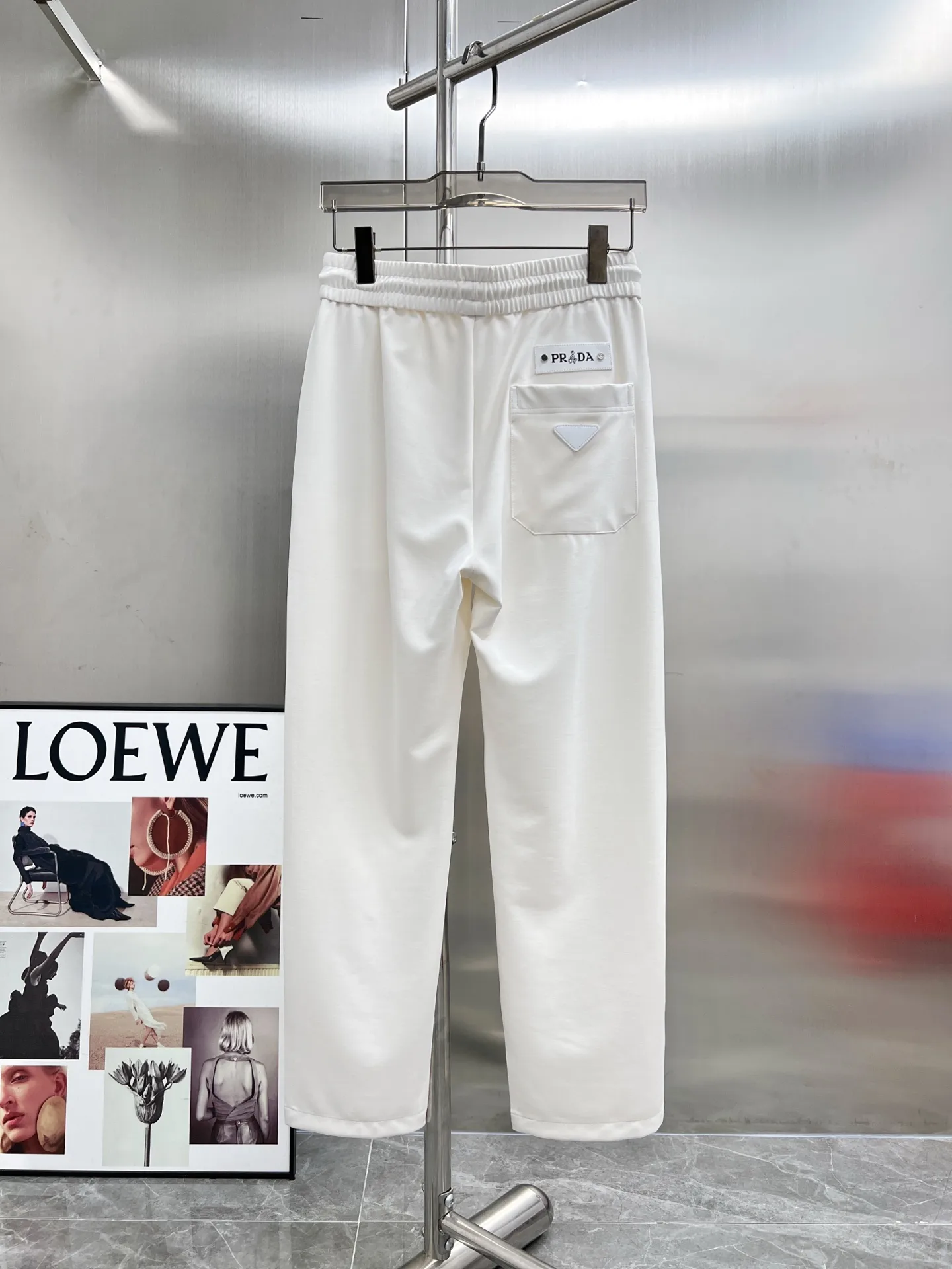 Logo-Embroidered Drawstring Sweatpants D22514226 — view 2