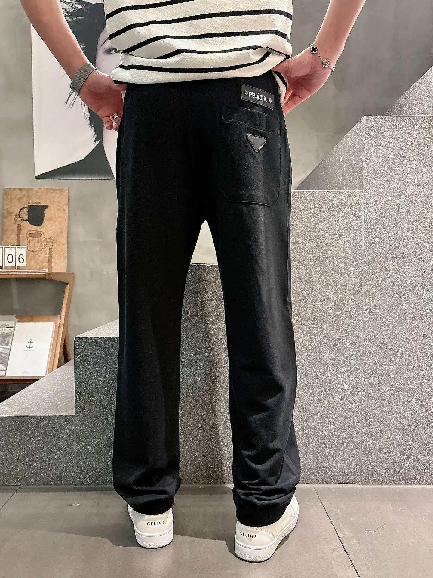 Logo-Embroidered Cotton-Blend Sweatpants D22512937 — view 6