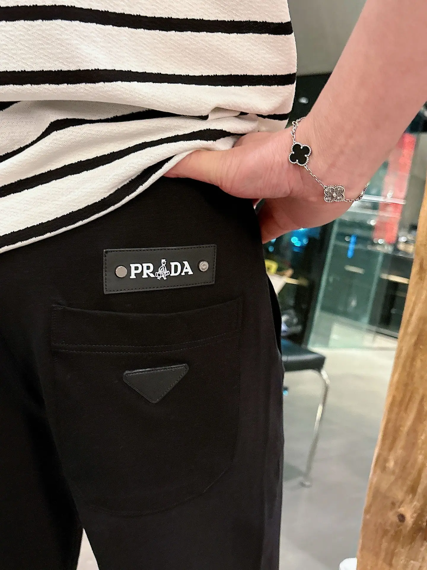 Logo-Embroidered Cotton-Blend Sweatpants D22512937 — view 9