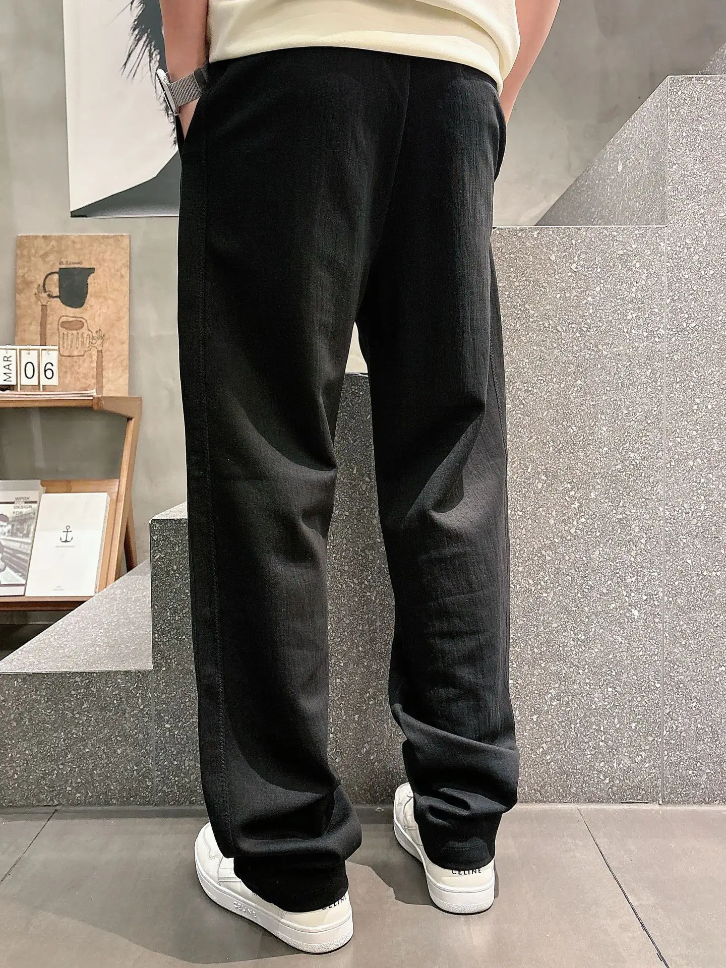 Logo-Embroidered Drawstring Trousers D22512933 — view 3