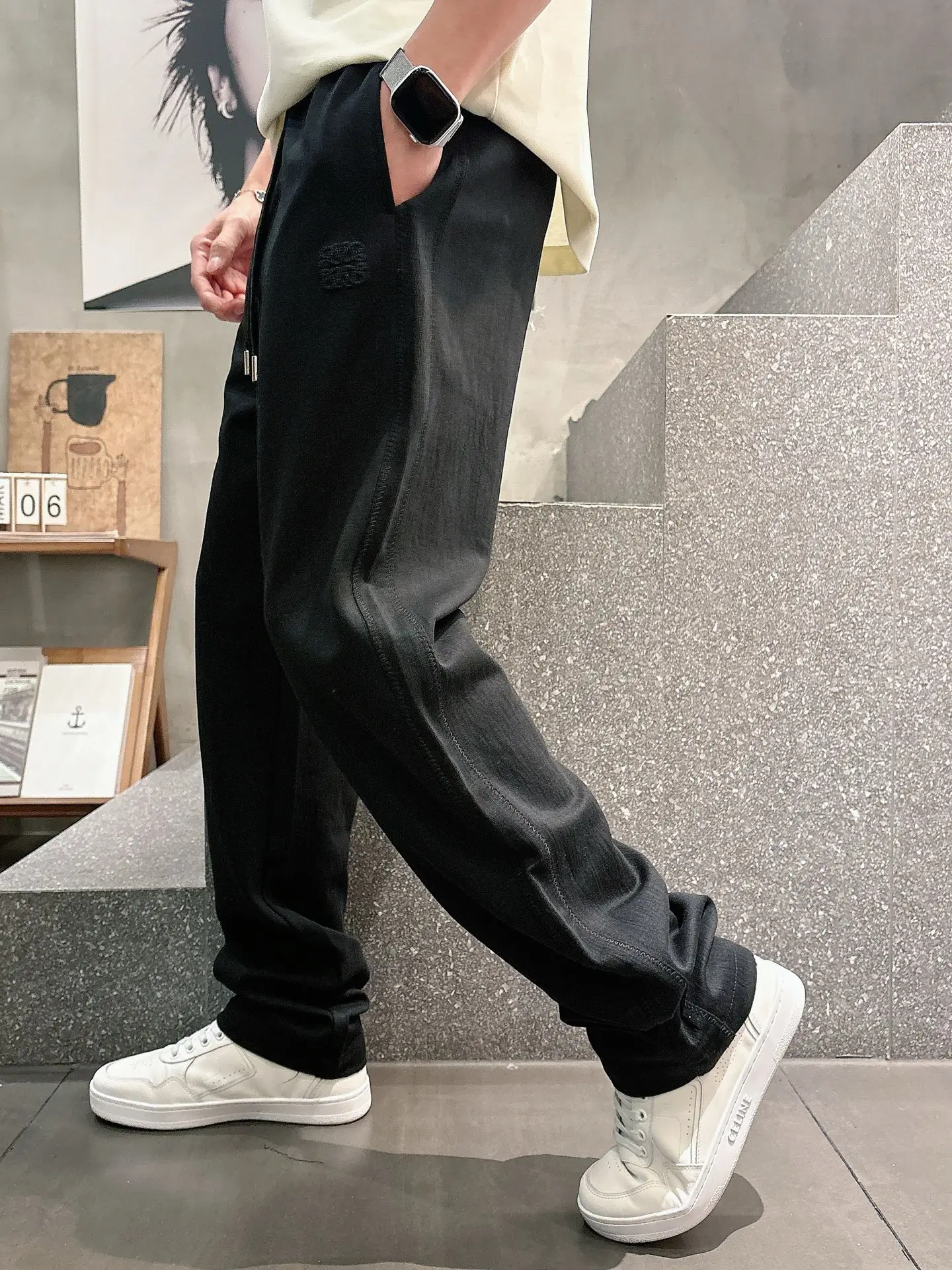 Logo-Embroidered Drawstring Trousers D22512933 — view 6