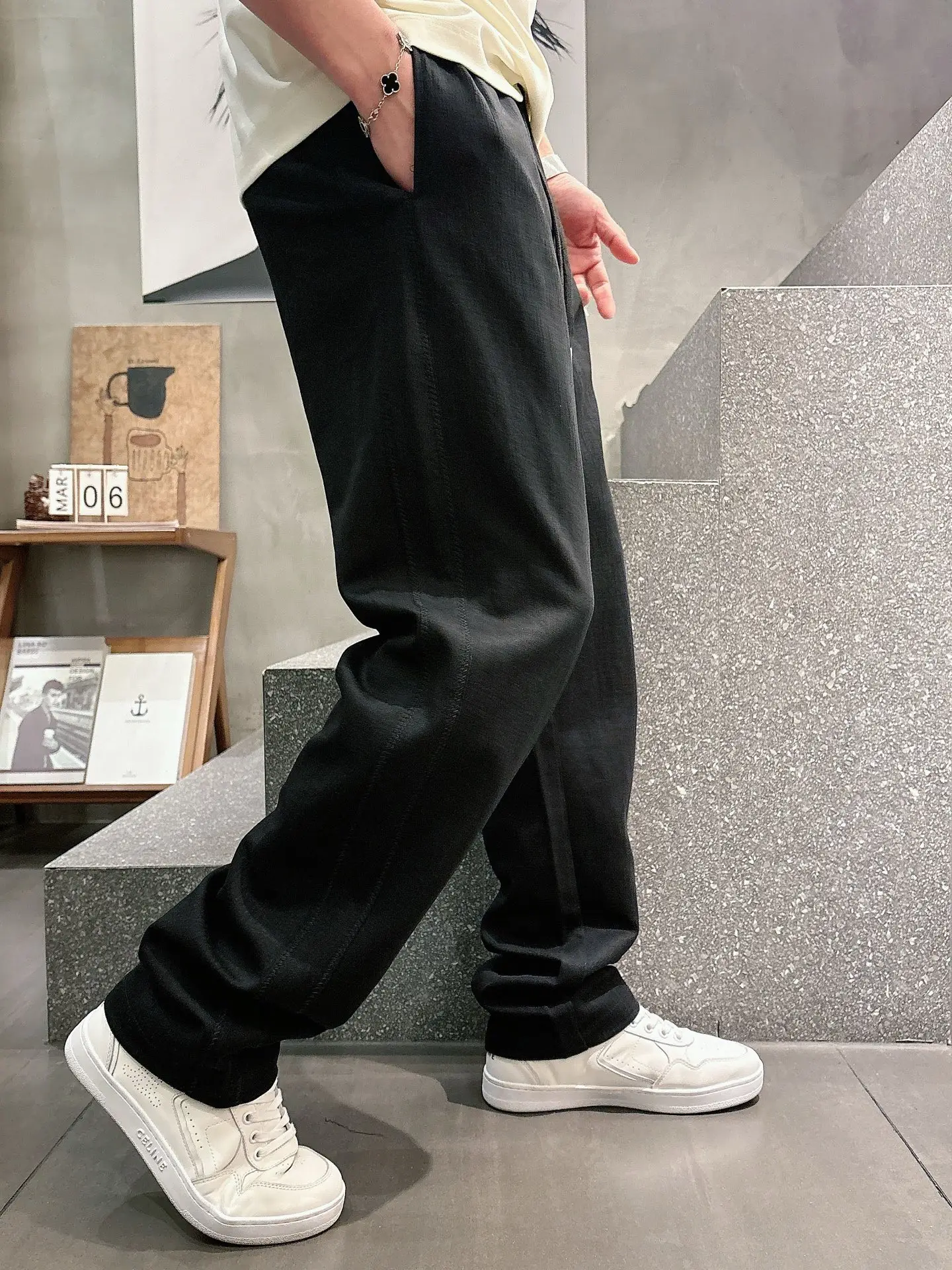 Logo-Embroidered Drawstring Trousers D22512933 — view 9