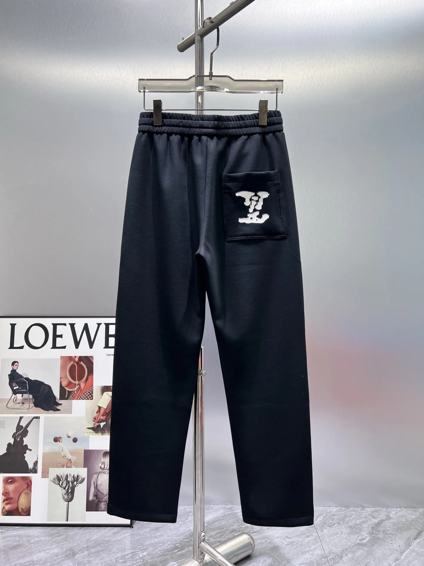 Logo Embroidered Side-Stripe Sweatpants D22511950 — view 2