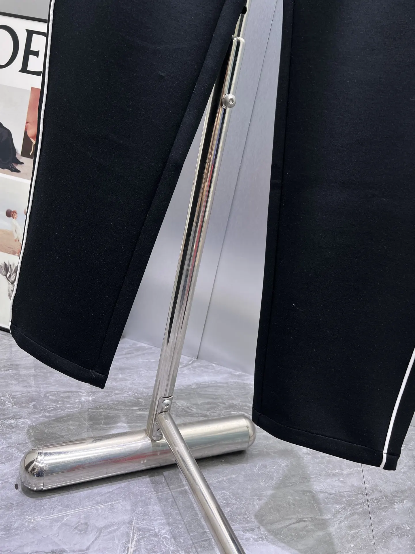 Logo Embroidered Side-Stripe Sweatpants D22511950 — view 8
