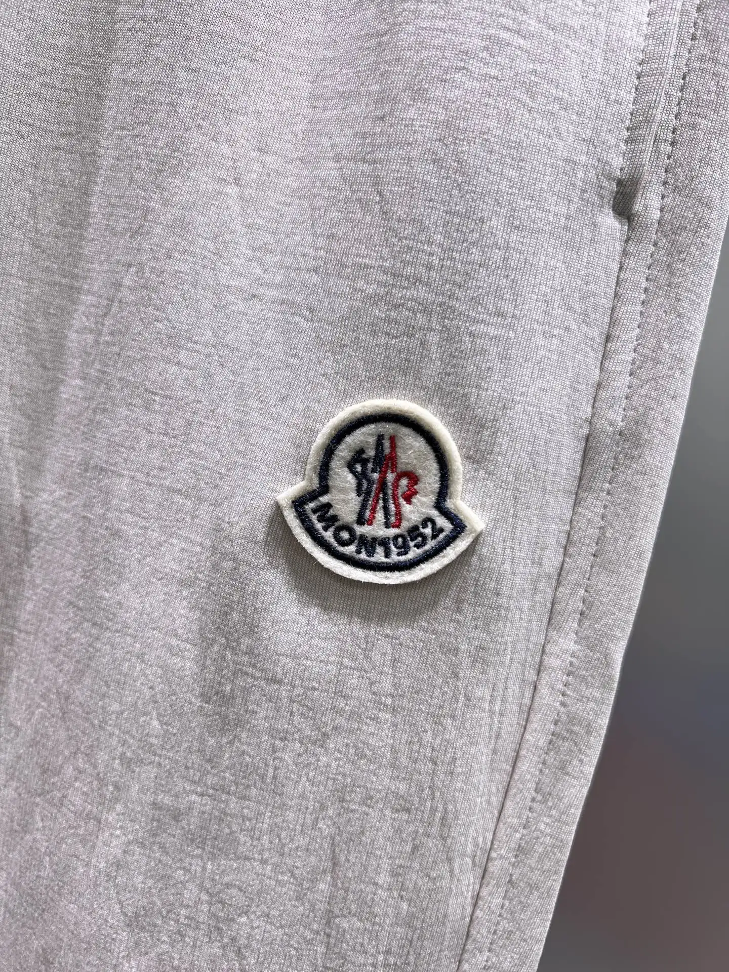 Logo-Embroidered Cotton-Blend Sweatpants D22511959 — view 4