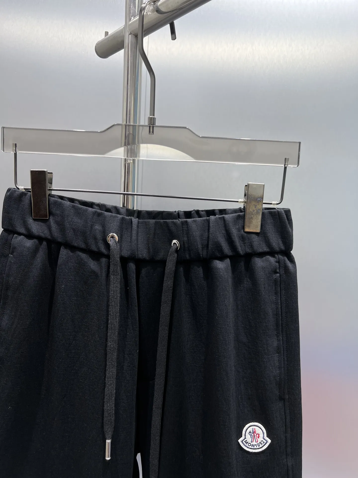Logo-Appliquéd Straight-Leg Sweatpants D22511960 — view 3