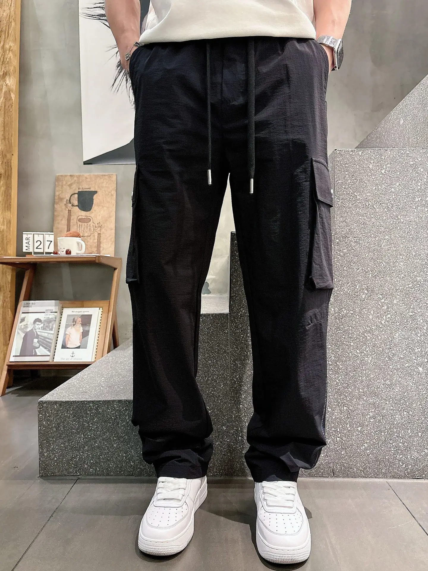 Logo-Patch Straight-Leg Cargo Trousers D23511991