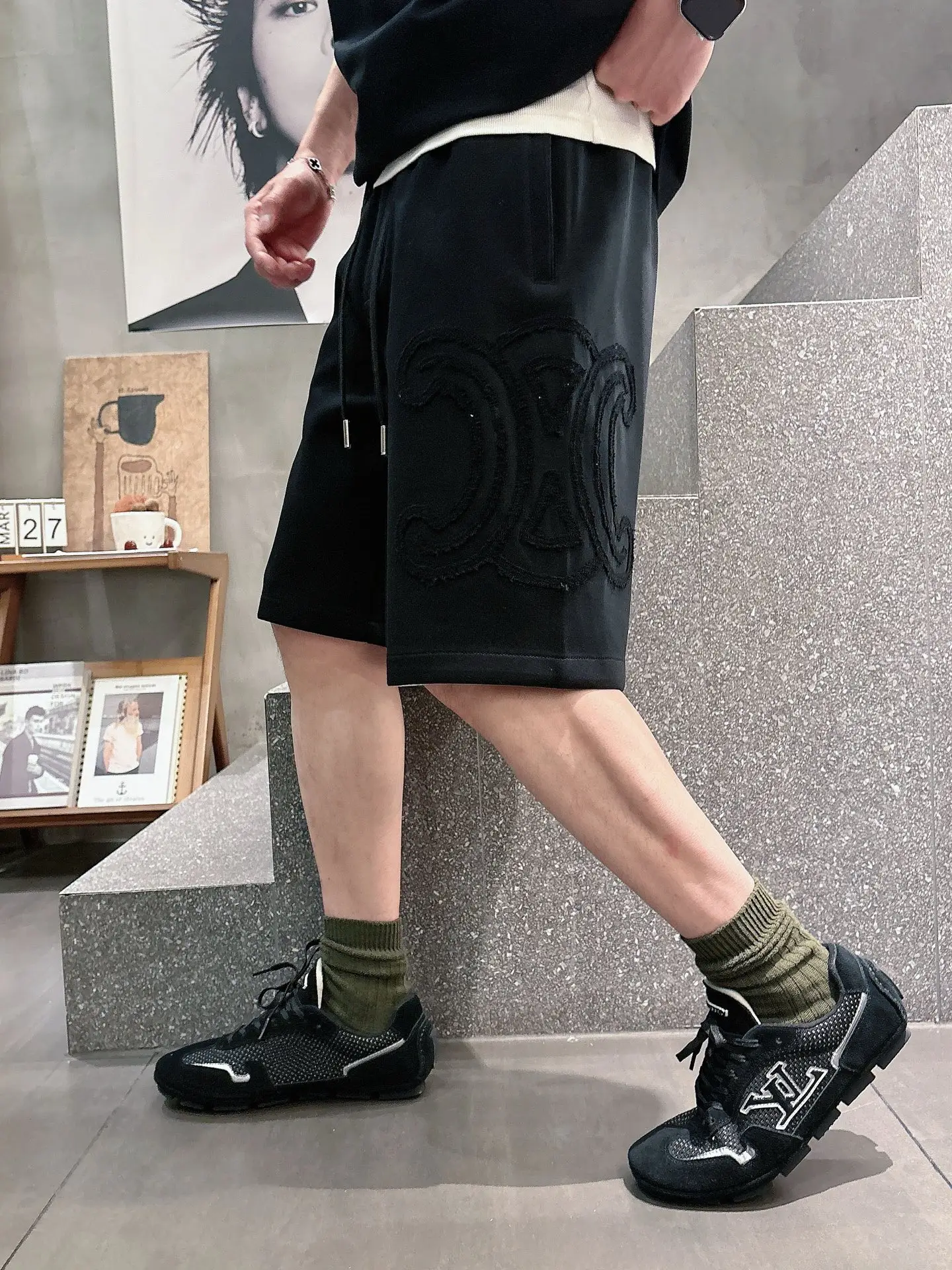Logo Appliqué Cotton Jersey Shorts D20012049 — view 2