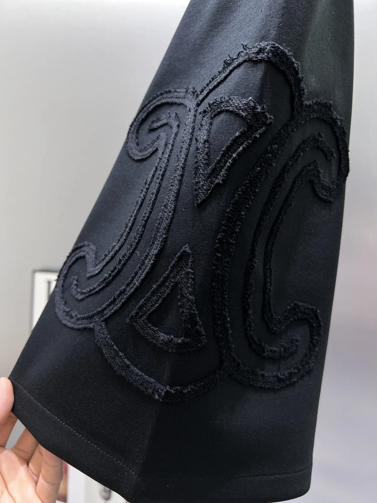 Logo Appliqué Cotton-Jersey Shorts D20012025 — view 9