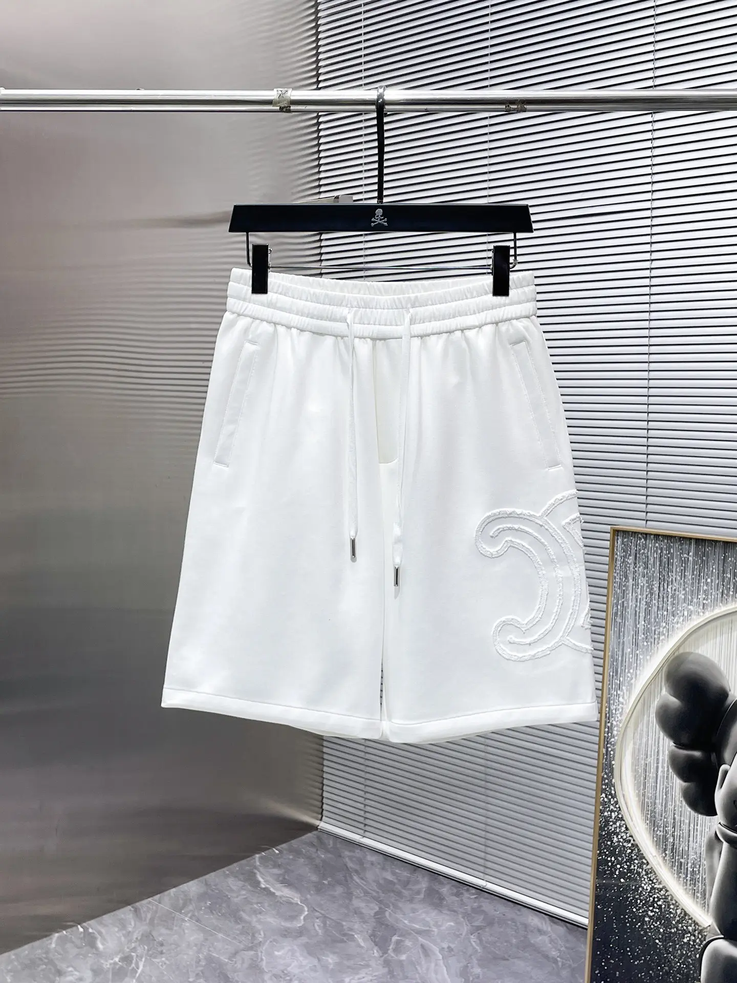 Logo Appliqué Drawstring Shorts D20012030
