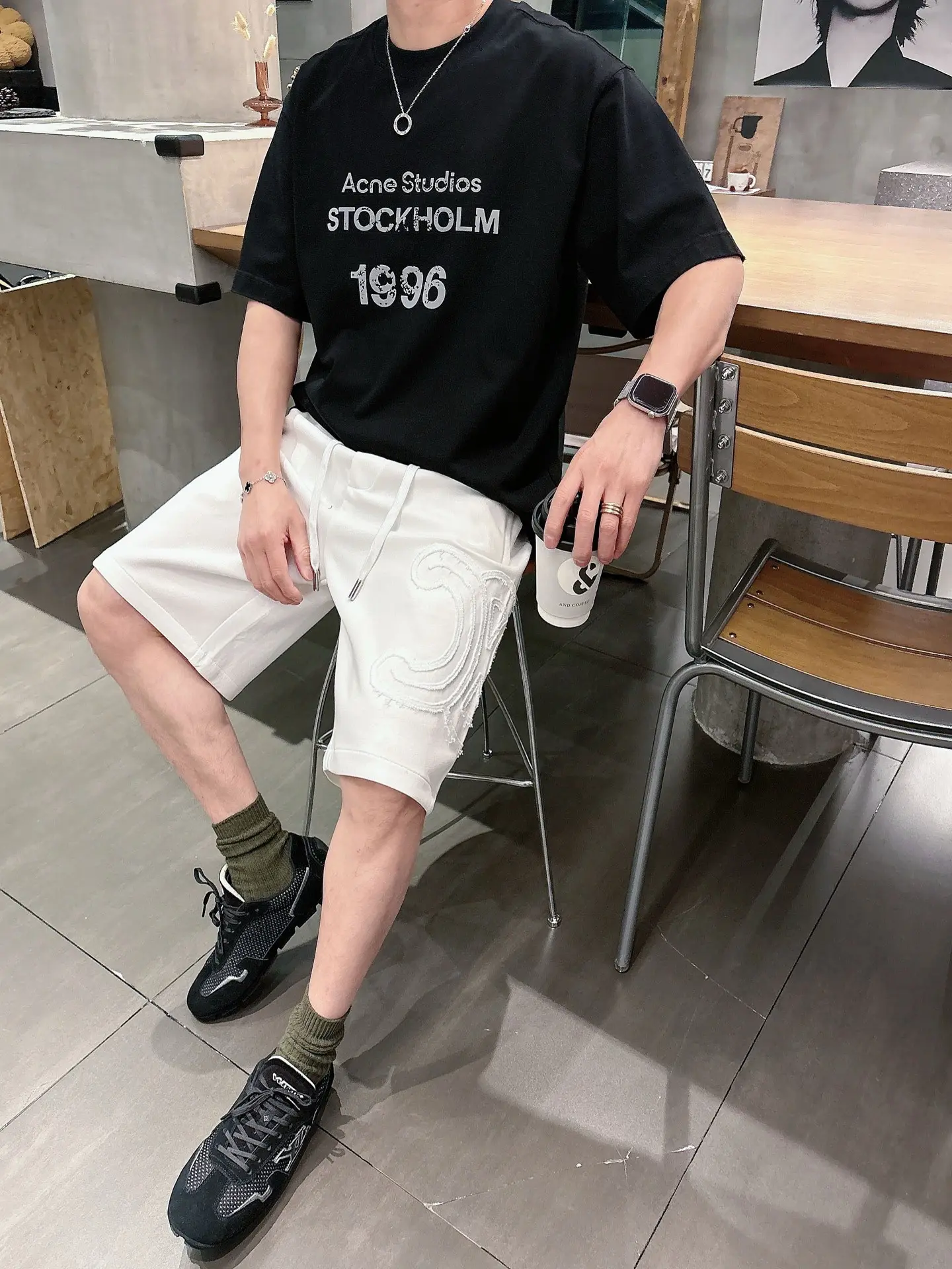 Logo Appliqué Cotton-Blend Shorts D20012048 — view 8