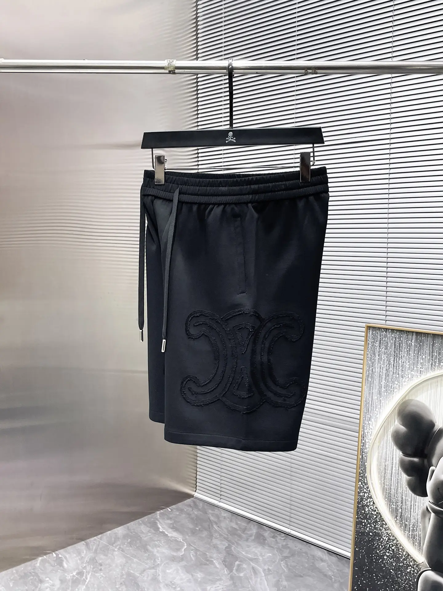 Logo Appliqué Drawstring Sweat Shorts D20012031 — view 3