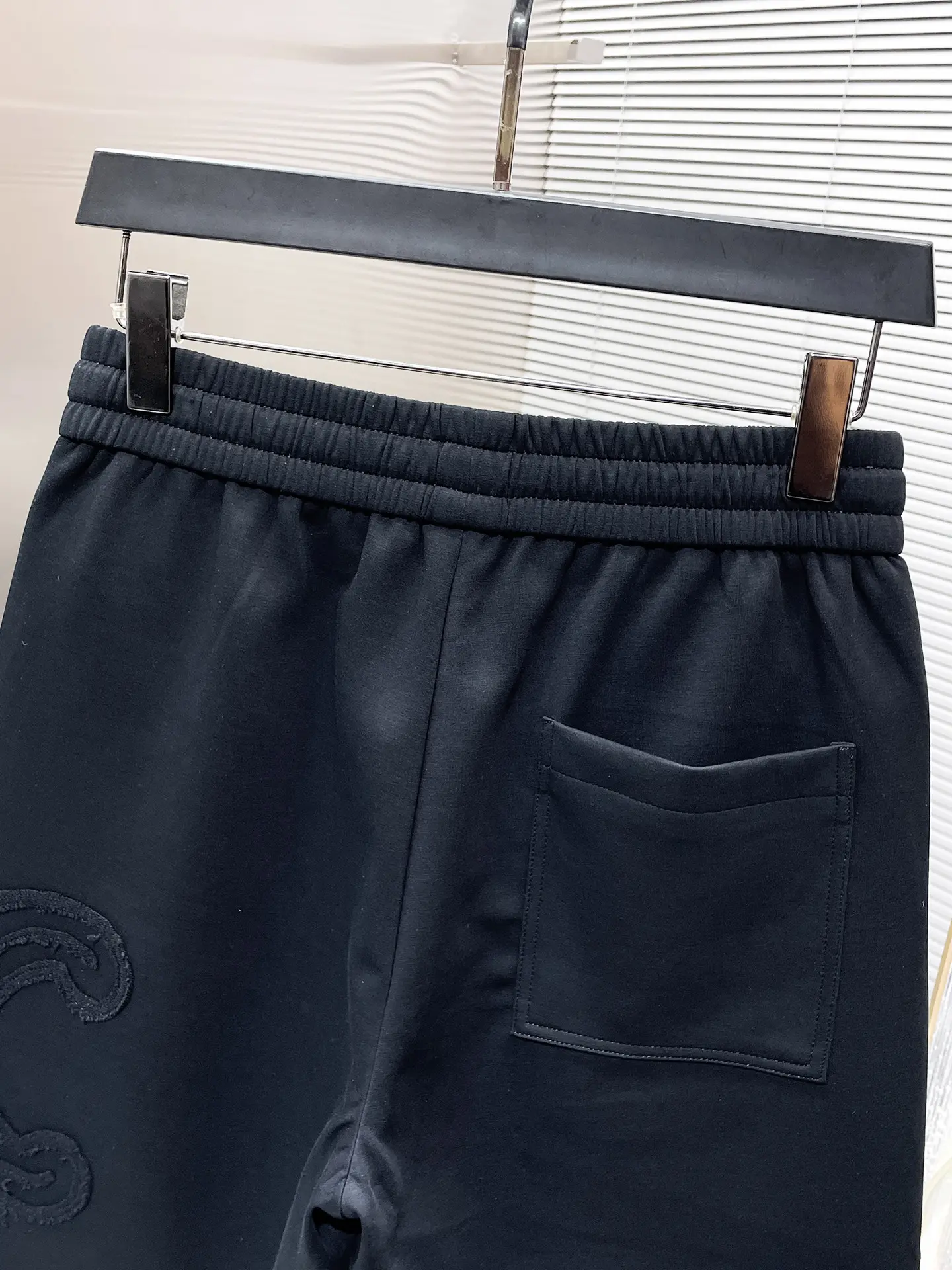 Logo Appliqué Drawstring Sweat Shorts D20012031 — view 6