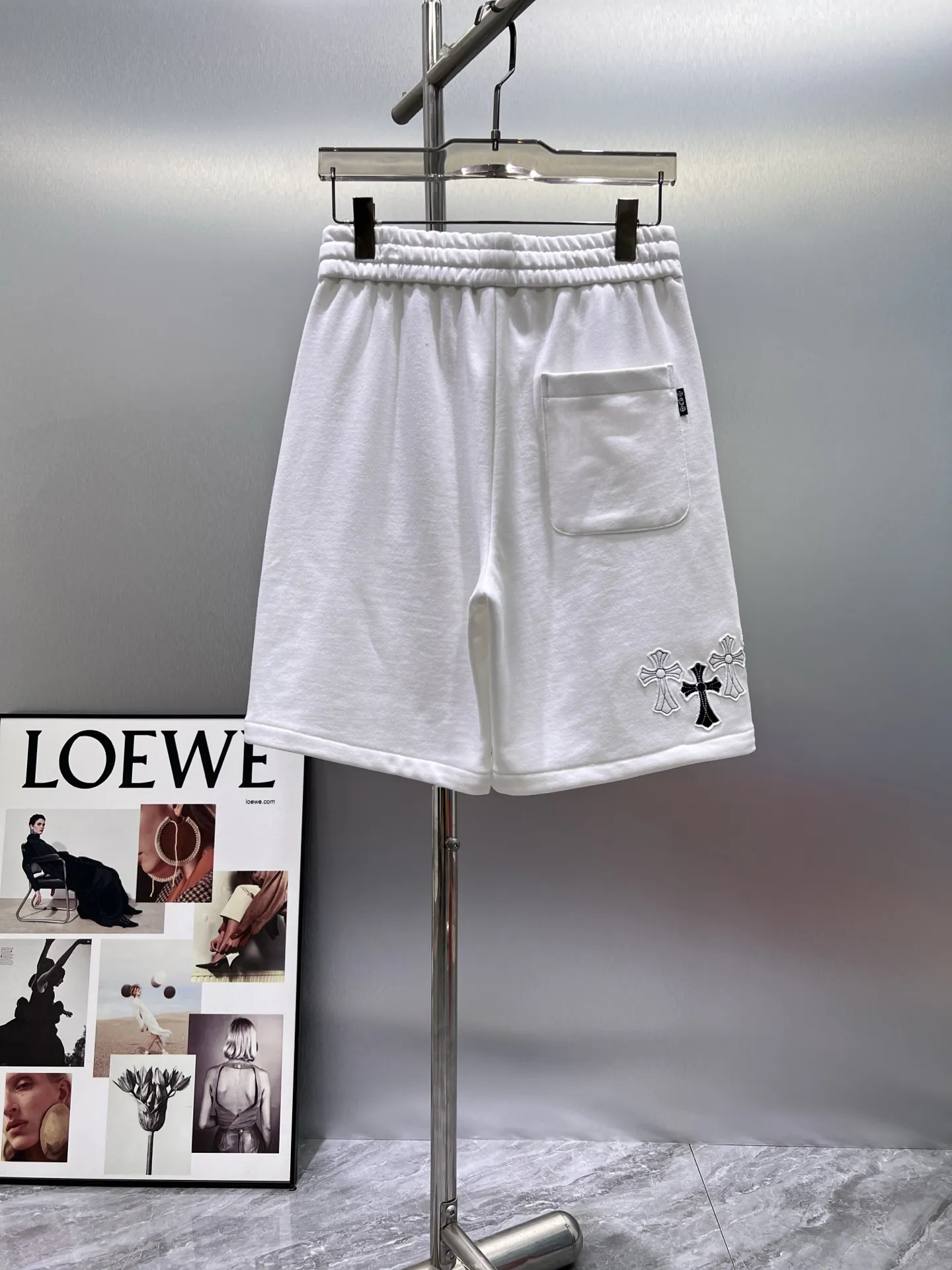 Cross Patch Embroidered Sweat Shorts D21012010 — view 2